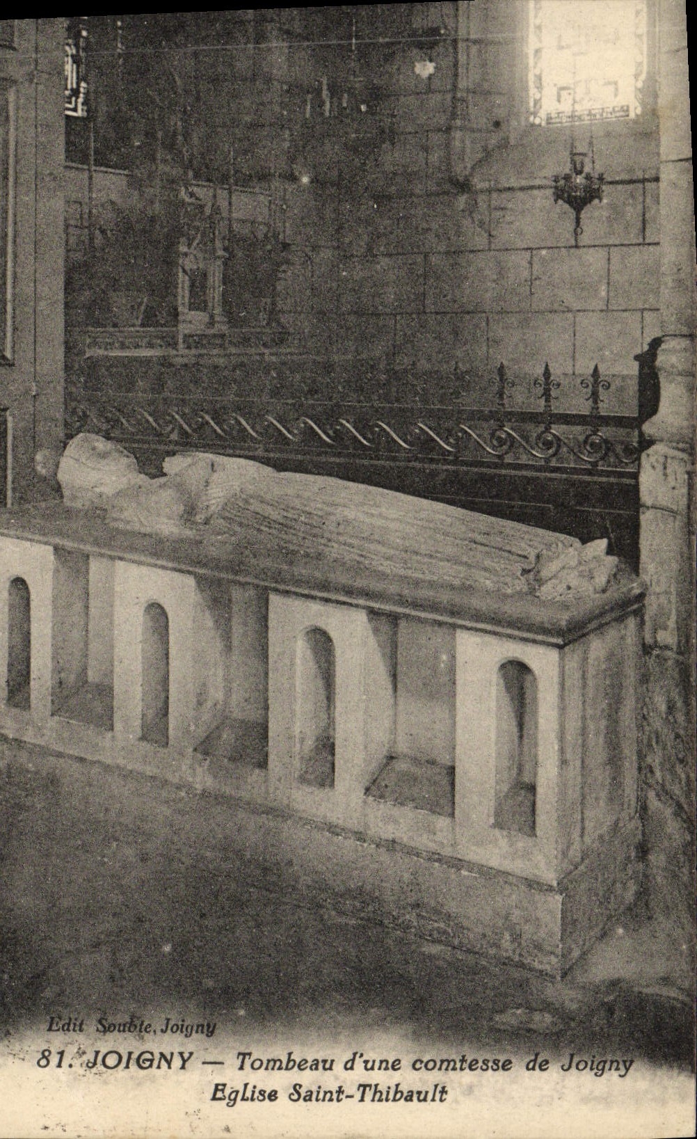 POSTAL Joigny Timbeau de la VENDIMIA de una condesa de la iglesia Thibault de Joigny Saint