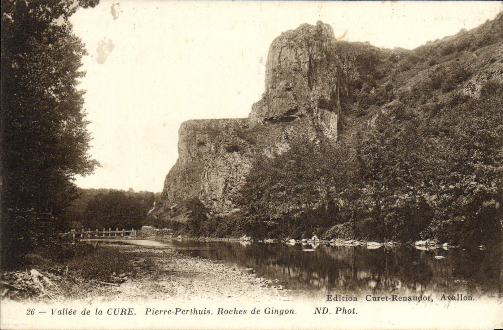 CPA Vallee de la Cure Pierre Perthuis Roches de Gingon