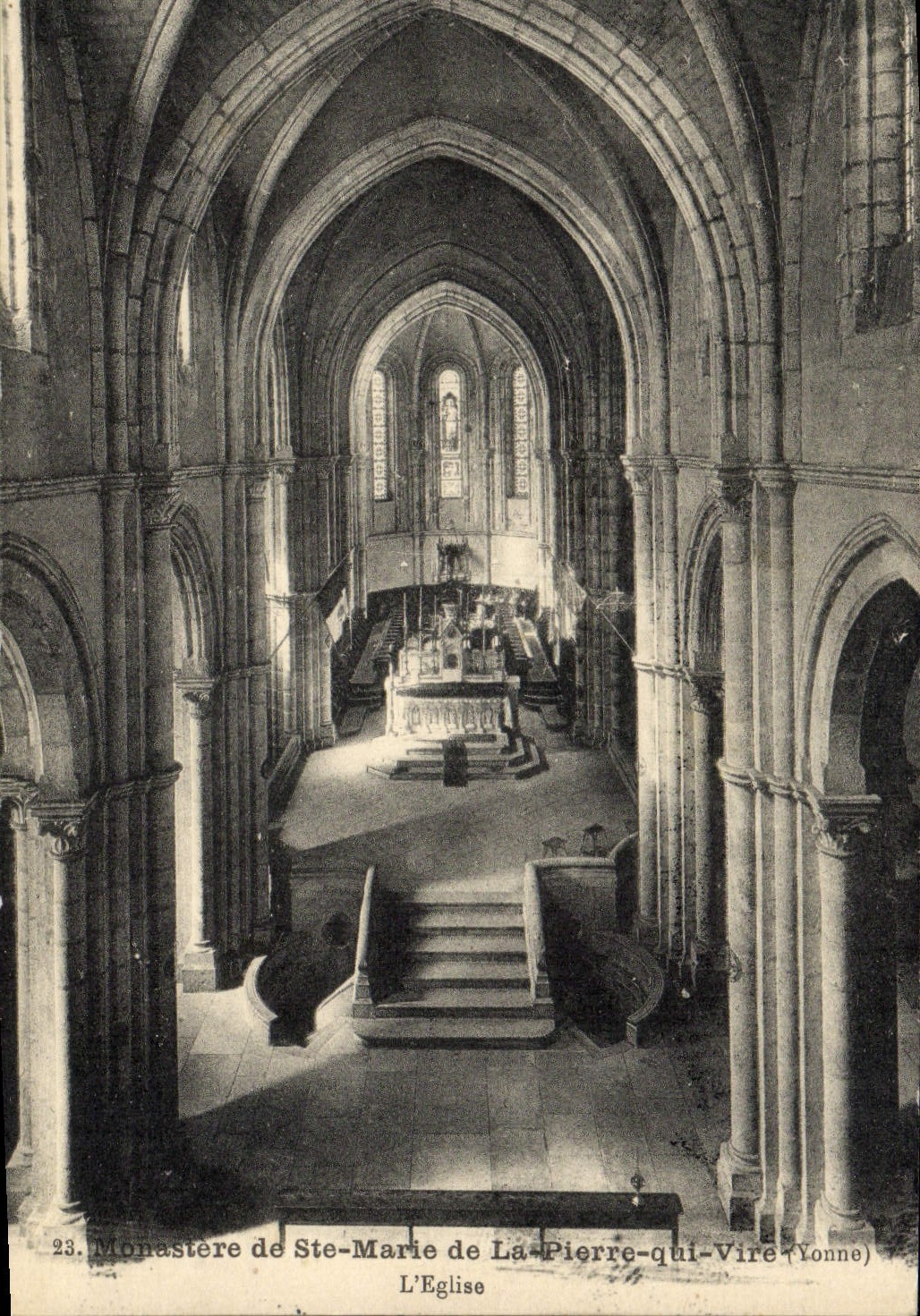 VINTAGE POSTCARD Monastery of co. Marie of Pierre who transfers the church