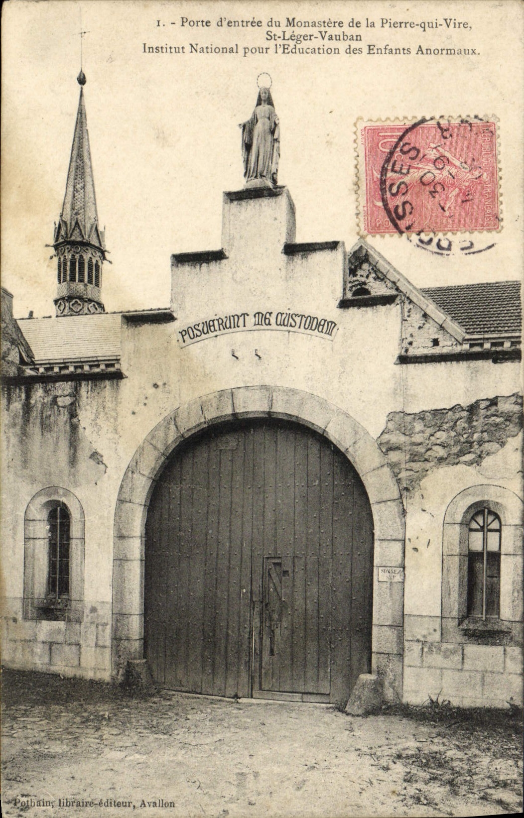 Dentree de la puerta de la POSTAL de la VENDIMIA del monasterio de Pedro que transfiere a instituto nacional para la educación de los niños anormales