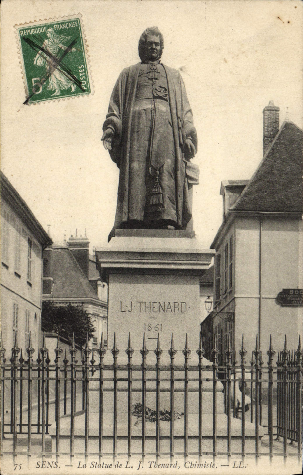 CPA Sens La Statue de L J Thenard Chimiste 