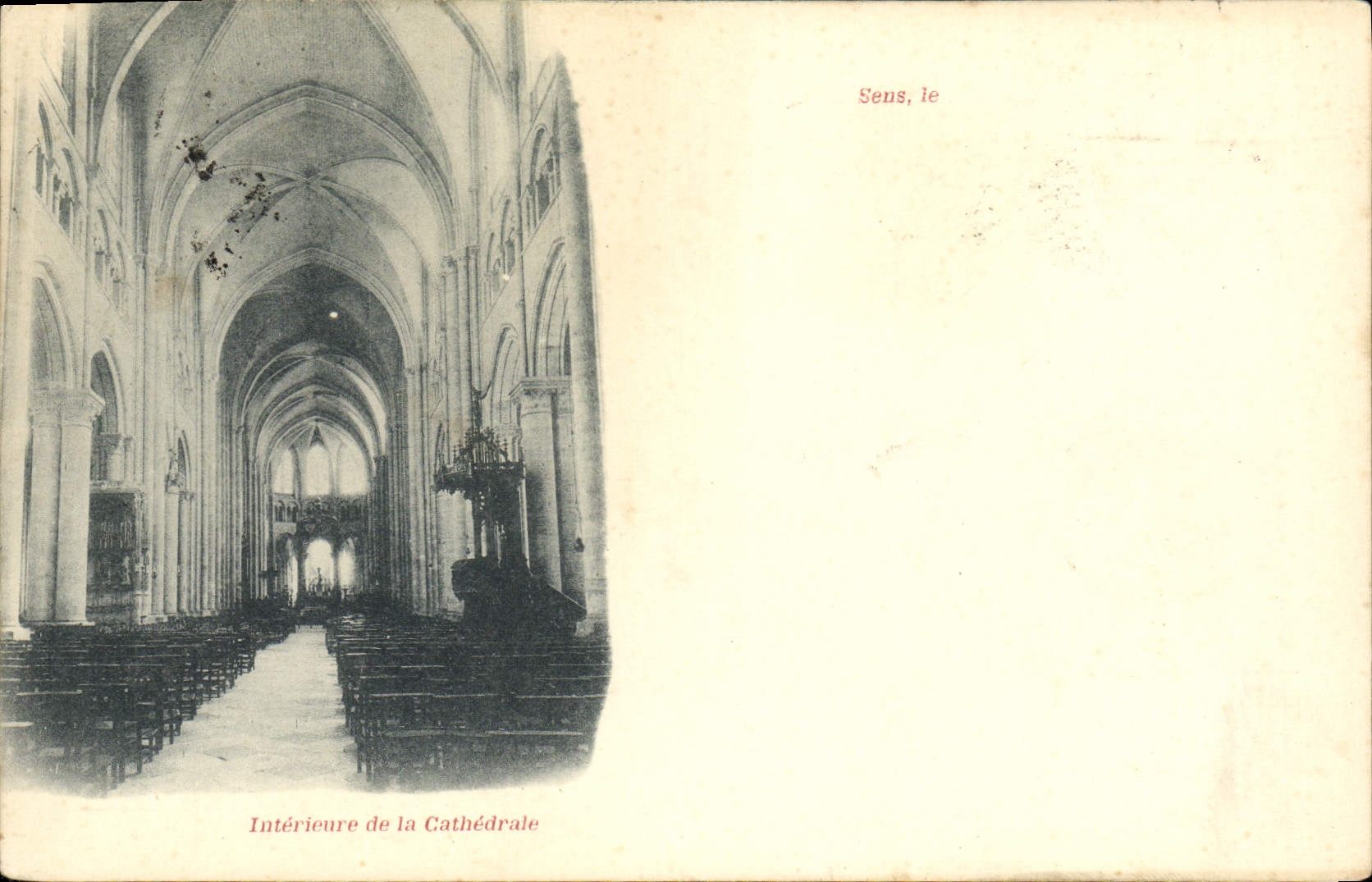 CPA Sens Interieur de la cathedrale 