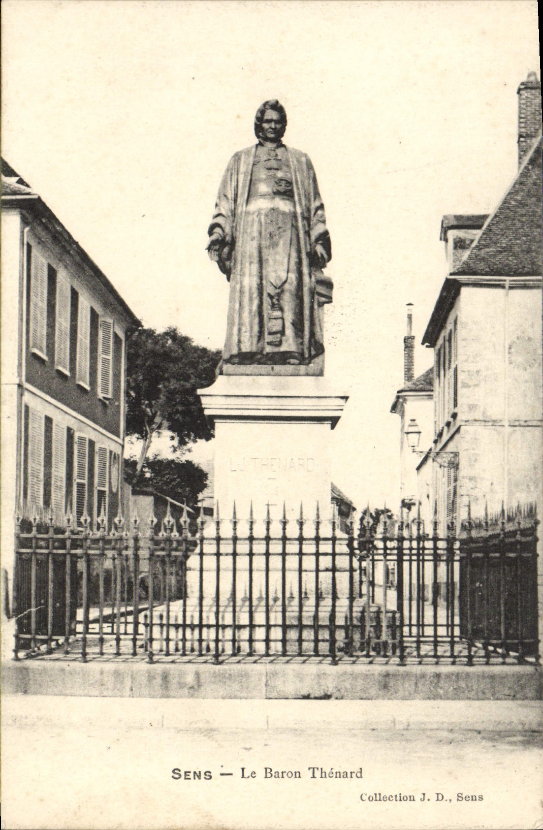 CPA Sens Le Baron Thenard