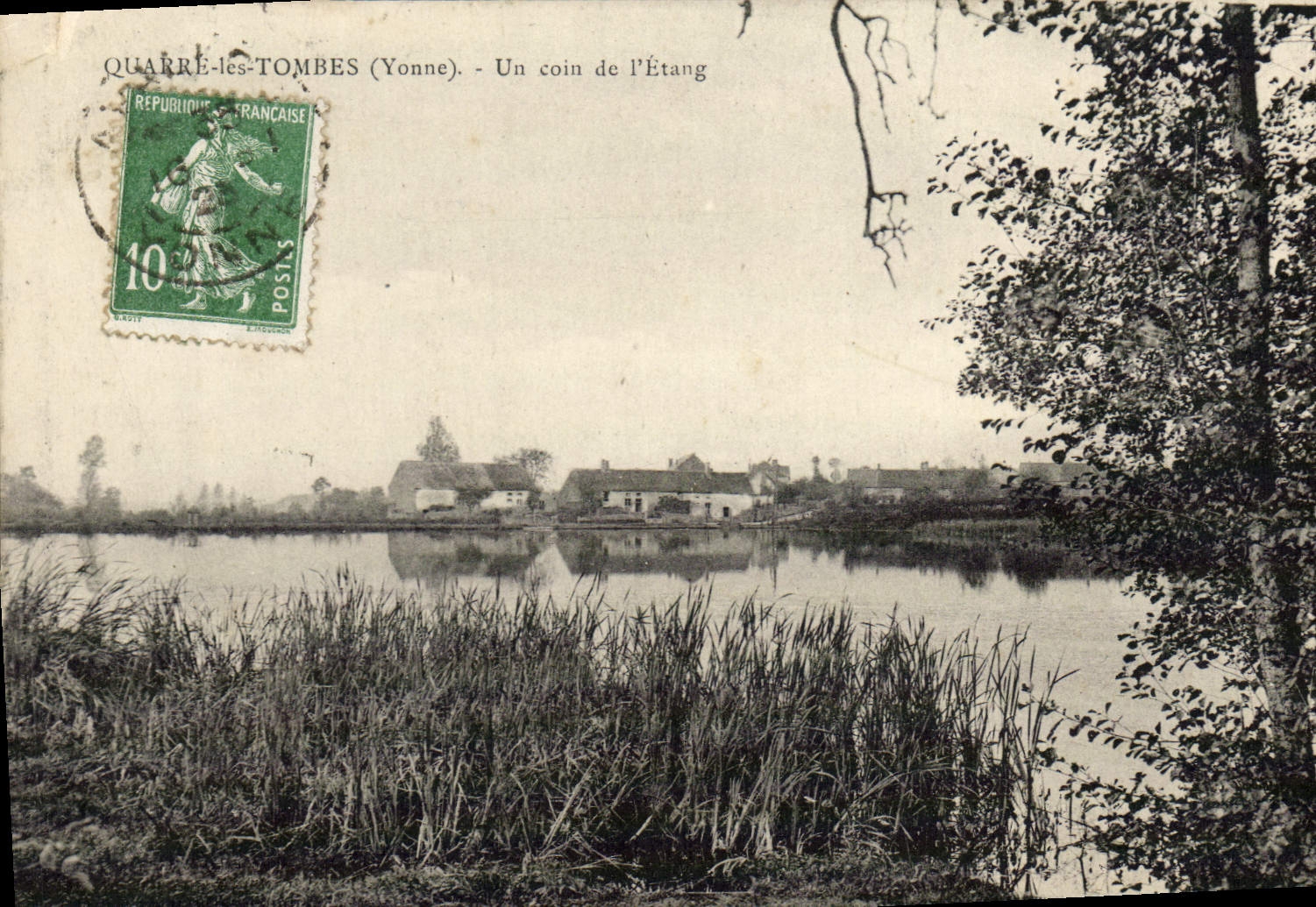 CPA Quarre Les Tombes Un Coin de l'Etang