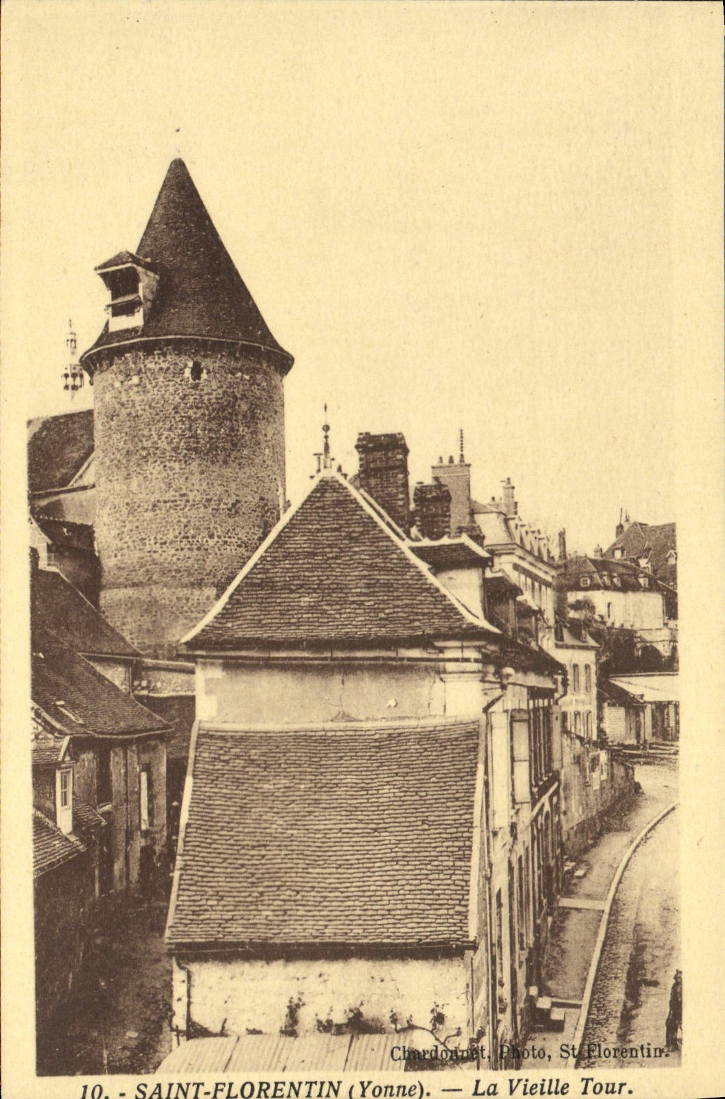 CPA St Florentin La Vieille Tour