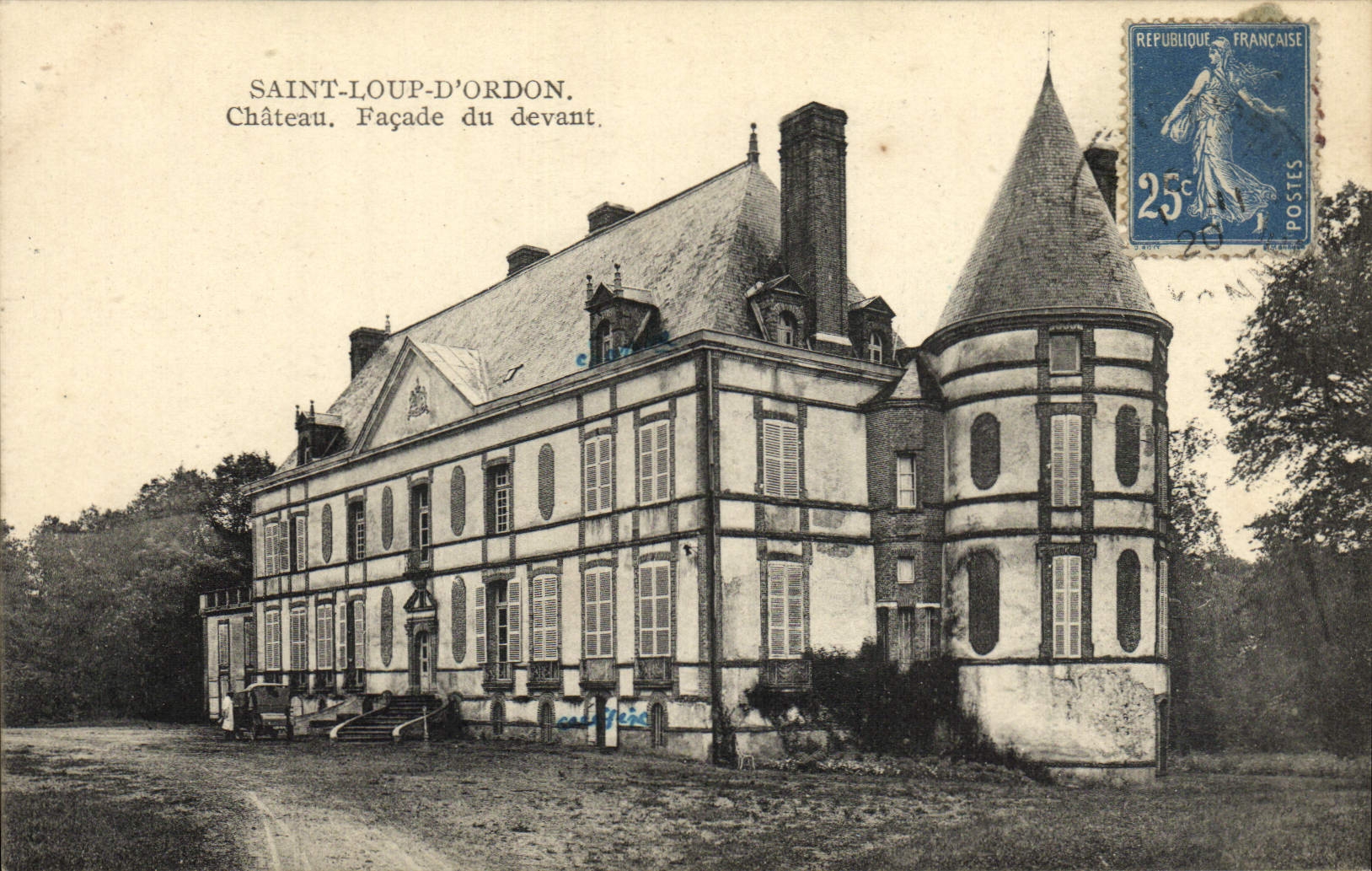 CPA Saint Loup D'Ordon Chateau Facade du devant