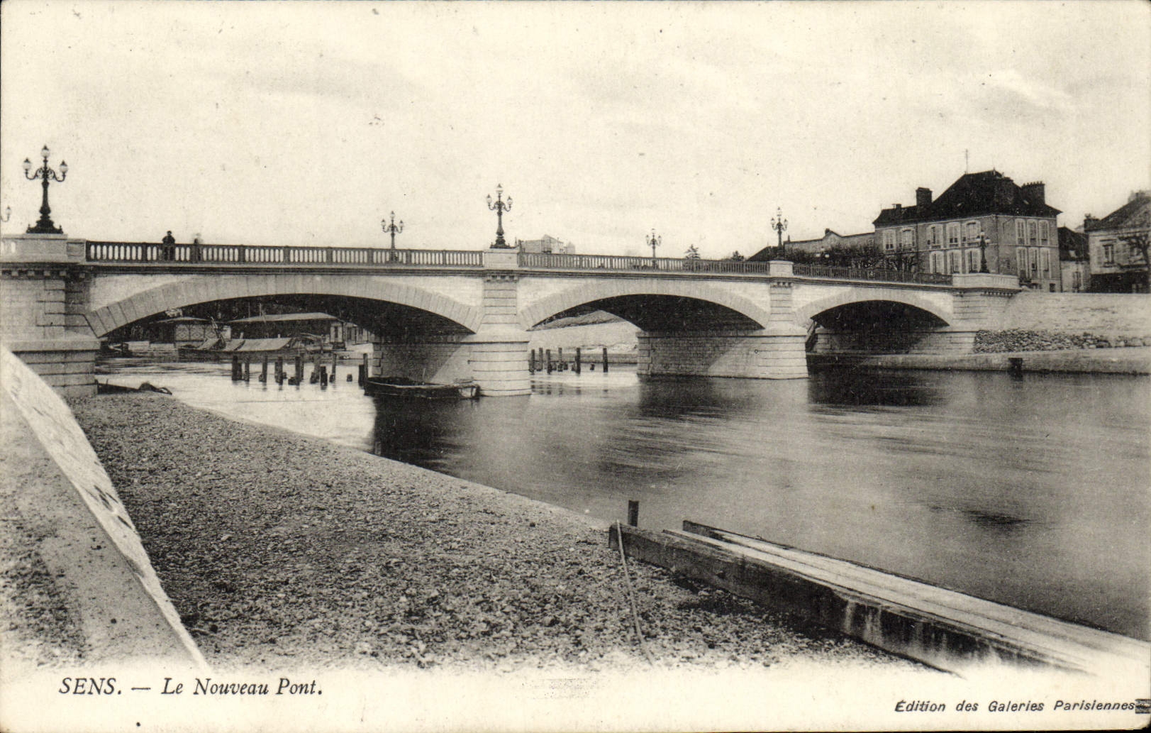 CPA Sens Le Nouveau Pont