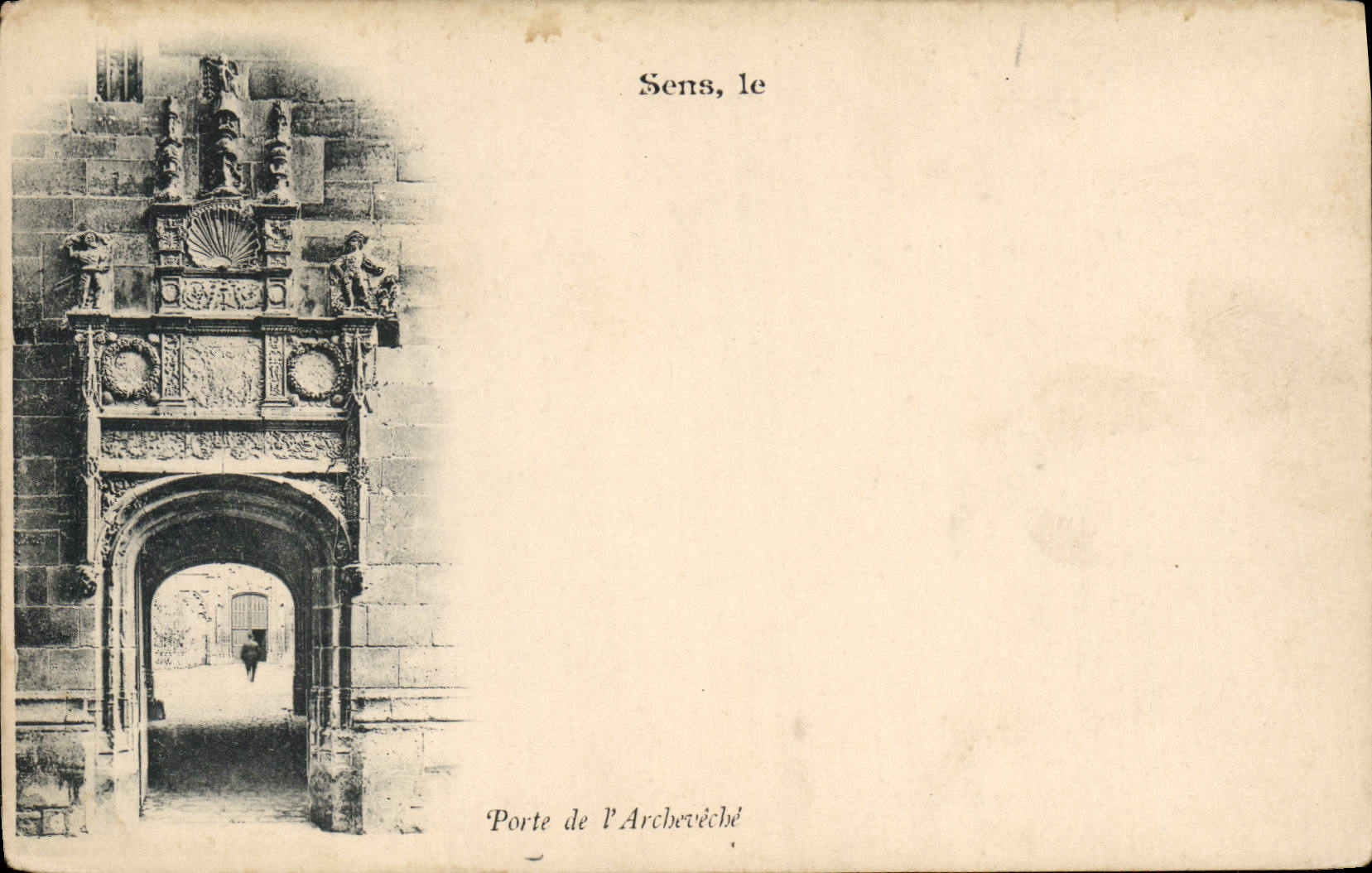 CPA Sens La Porte de l'Archeveche