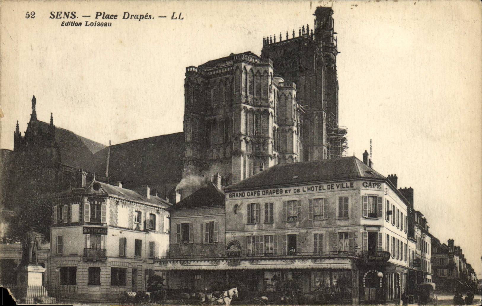 VINTAGE POSTCARD Sens Place Drape