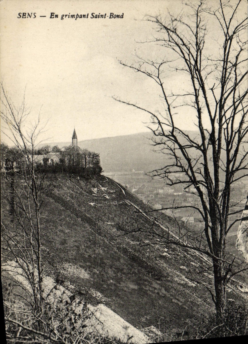 VINTAGE POSTCARD Sens By Climbing Holy Jump