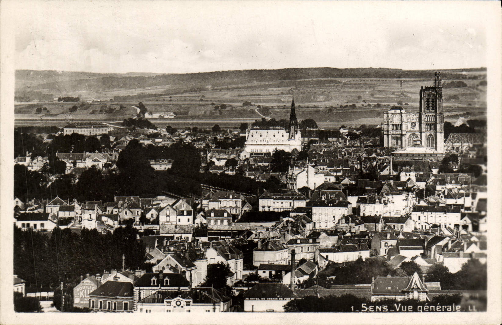 CPA Sens Vue Generale