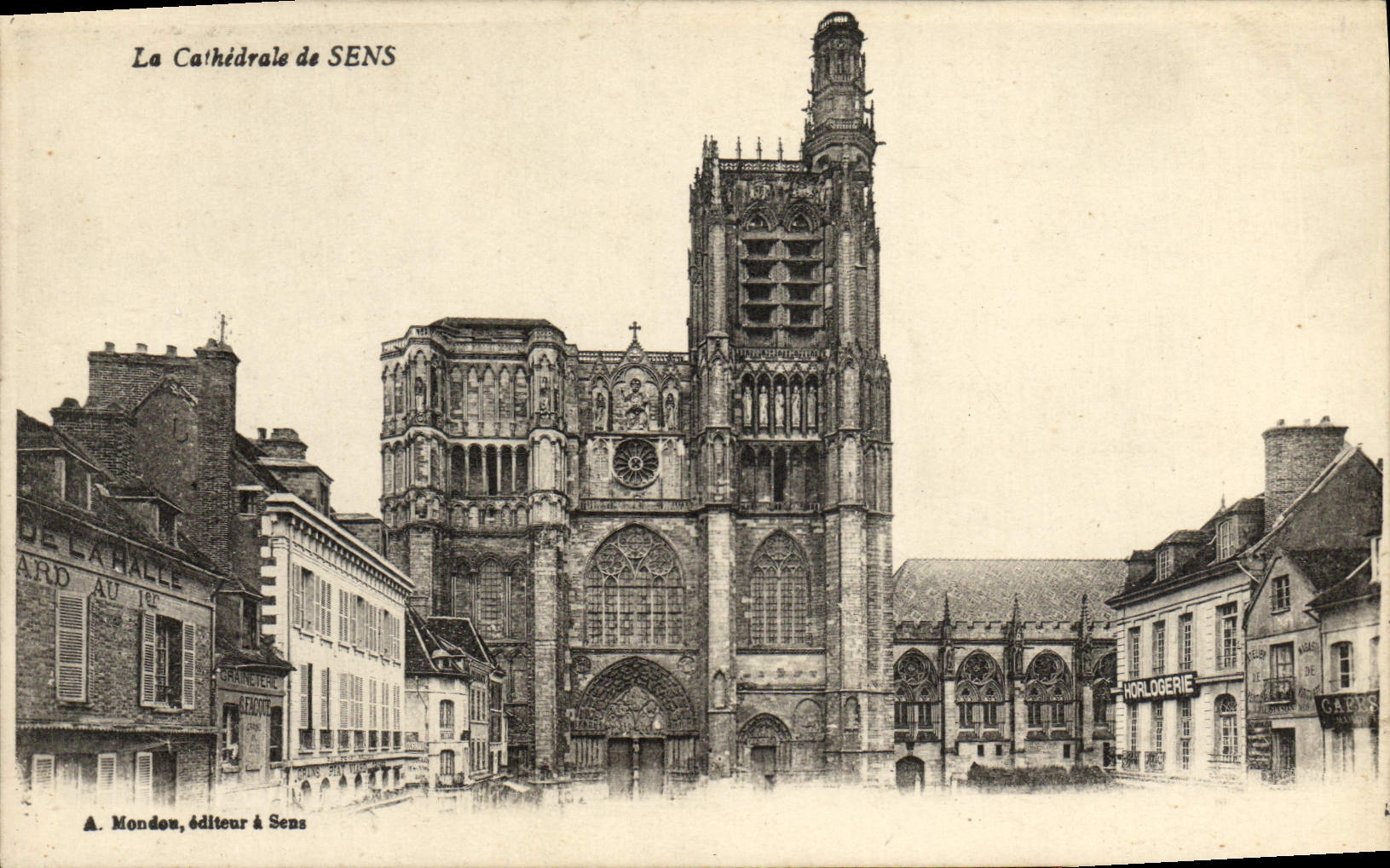 CPA Sens La Cathedrale de Sens