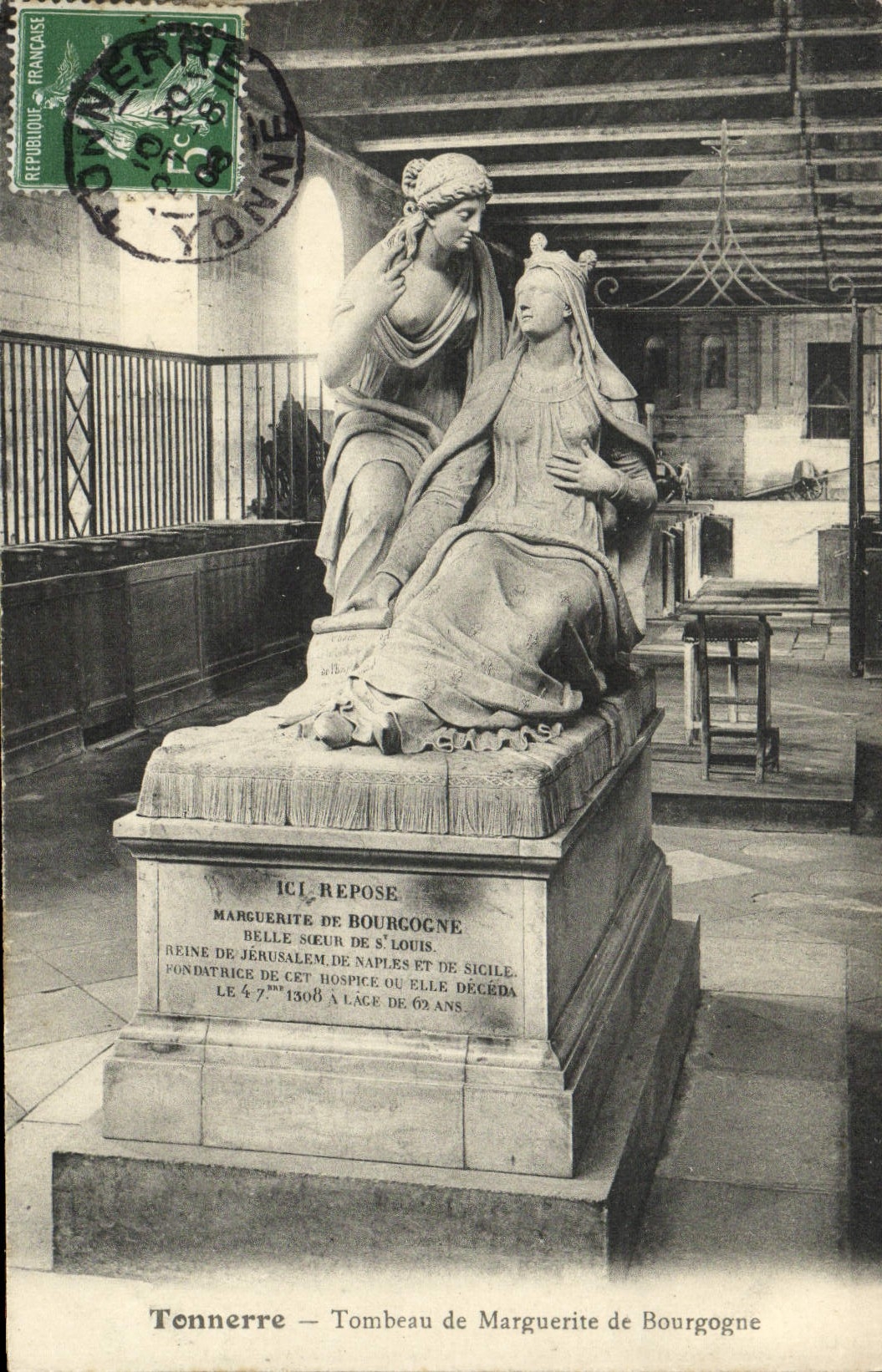 CPA Tonnerre Tombeay de Marguerite de Bourgogne