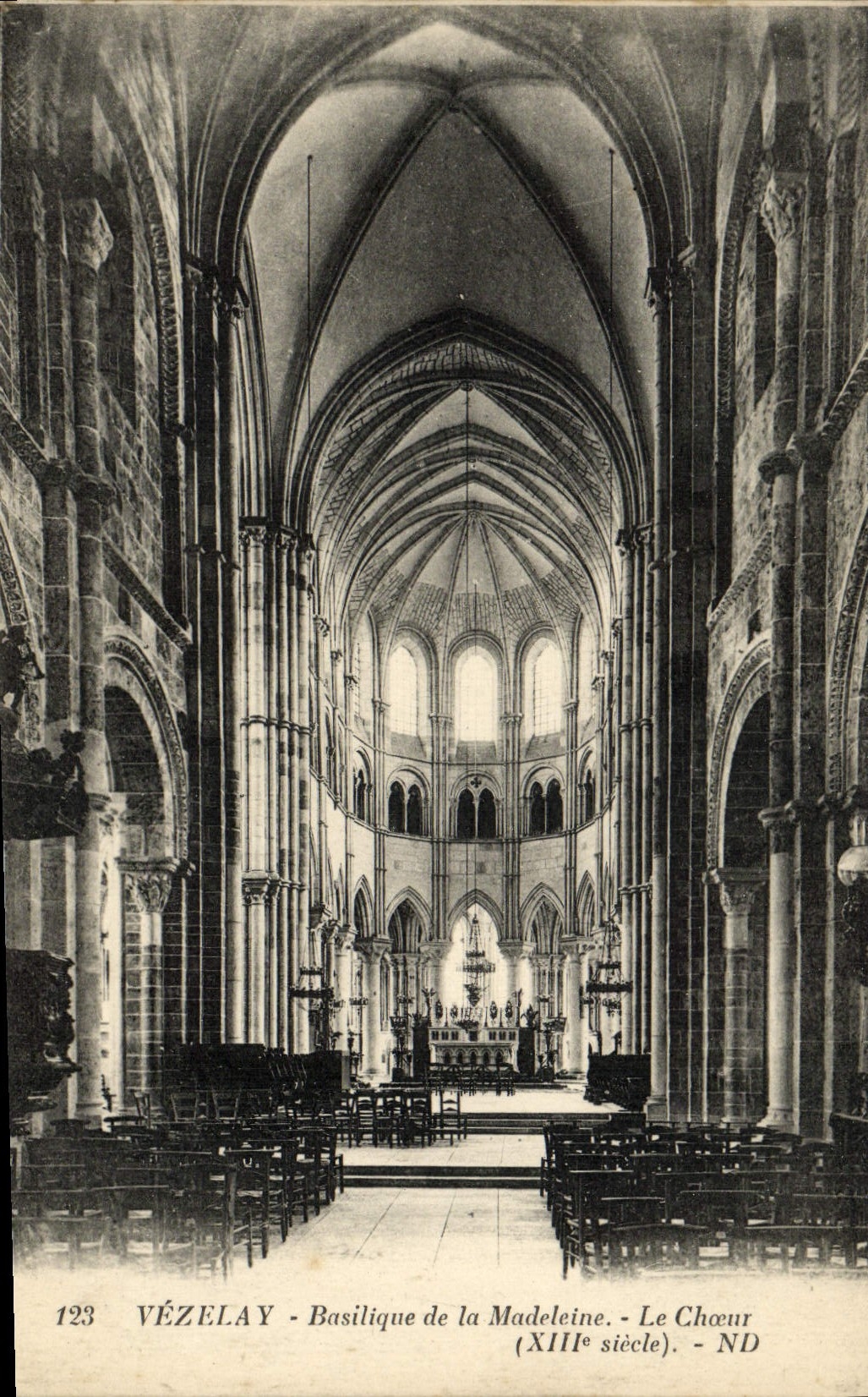 VINTAGE POSTCARD Vezelay Basilica of the Madeleine chorus