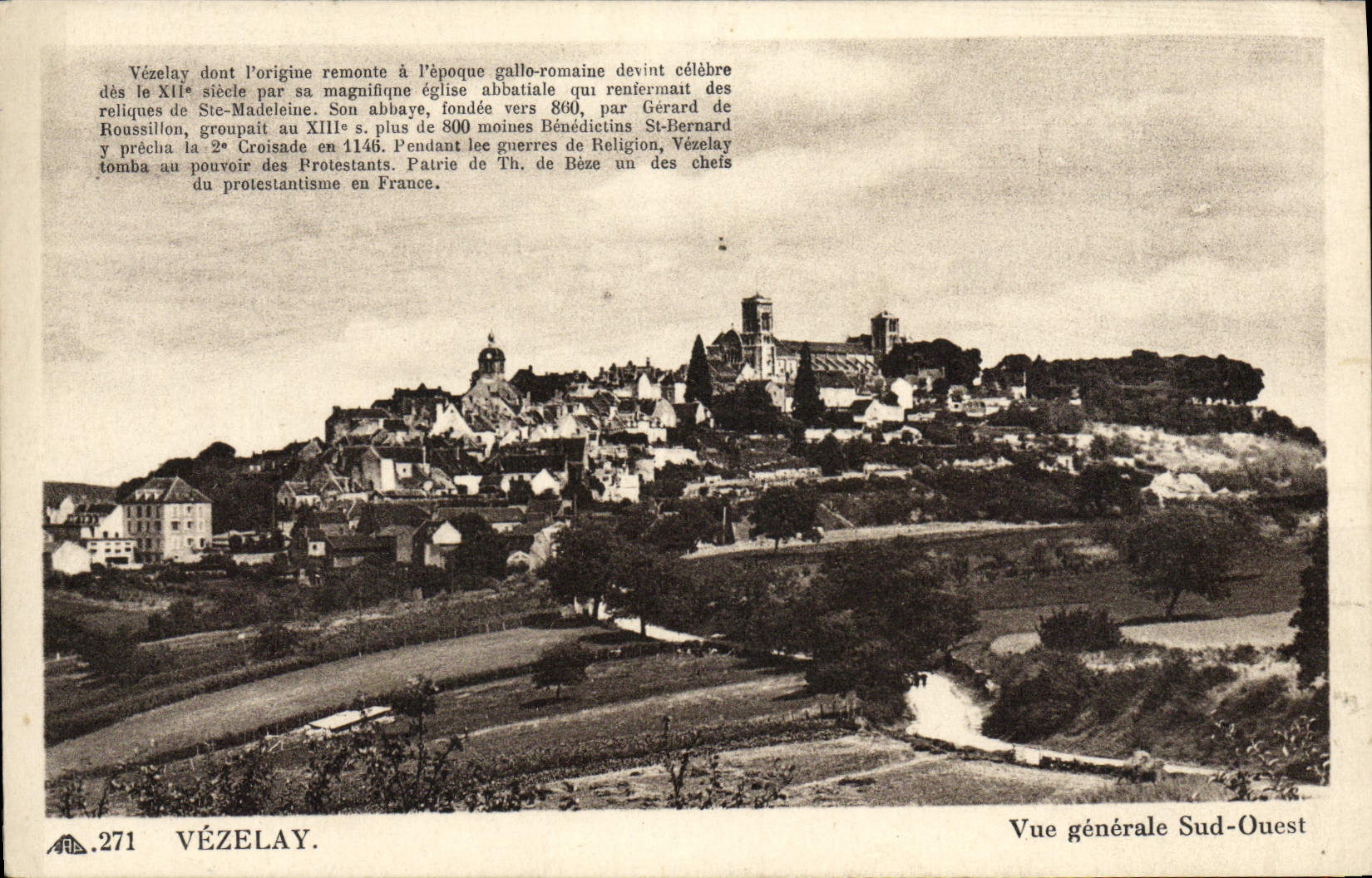 CPA Vezelay Vue generale