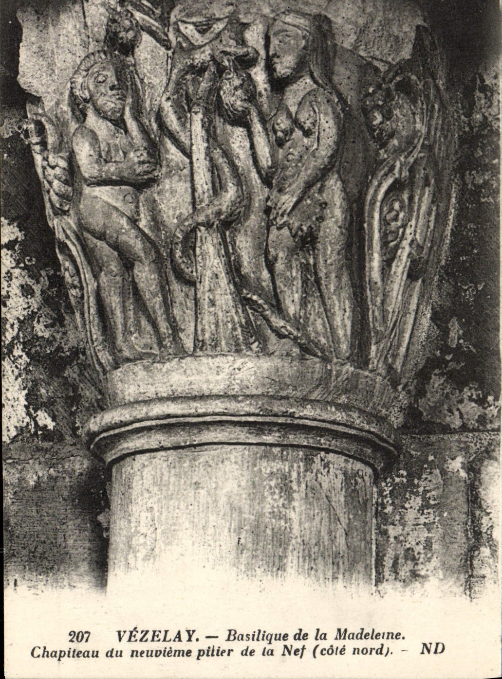CPA Vezelay Basilique de la Madeleine Chapiteau du neuvieme pilier de la nef