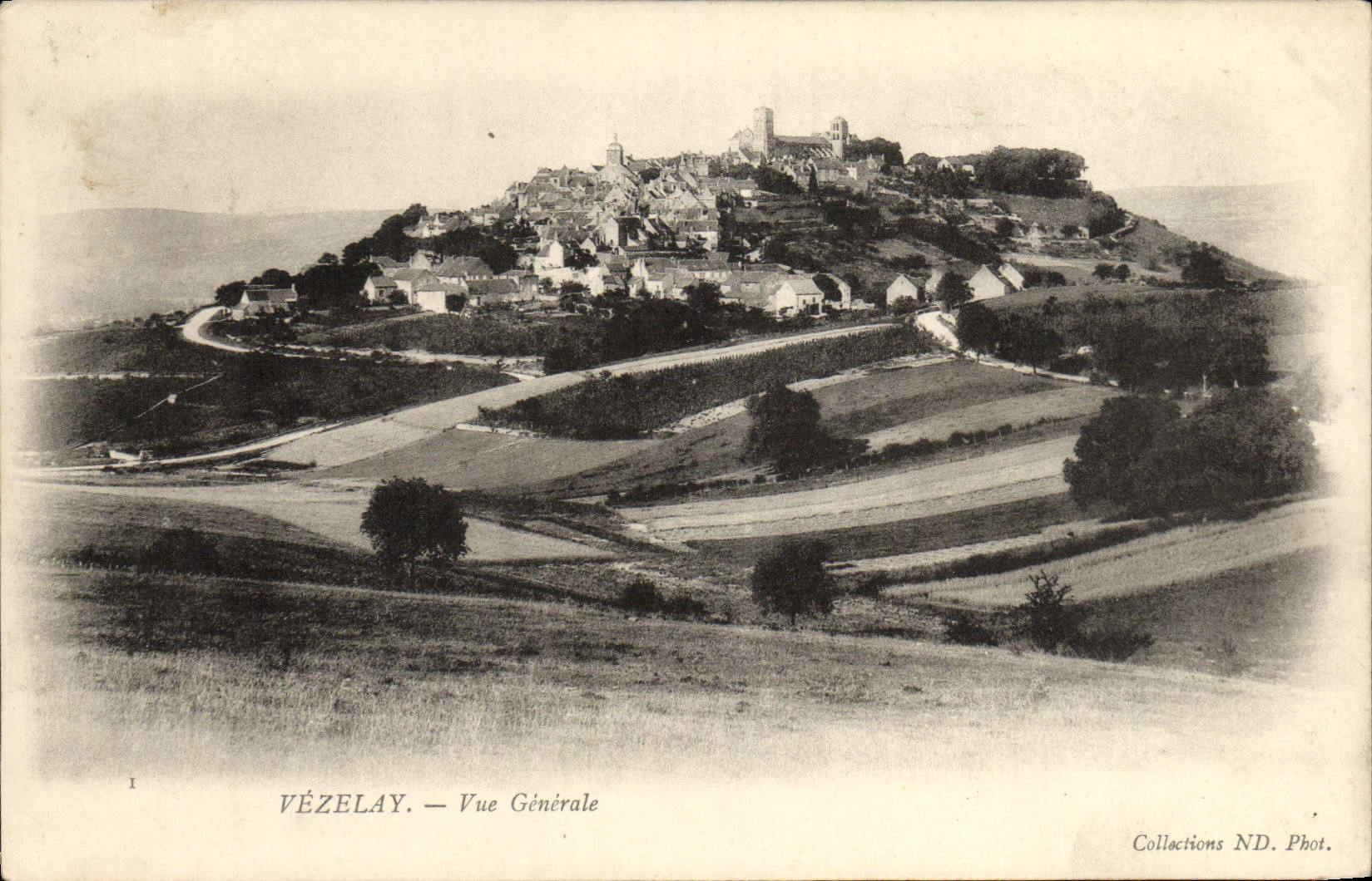 CPA Vezelay Vue Generale