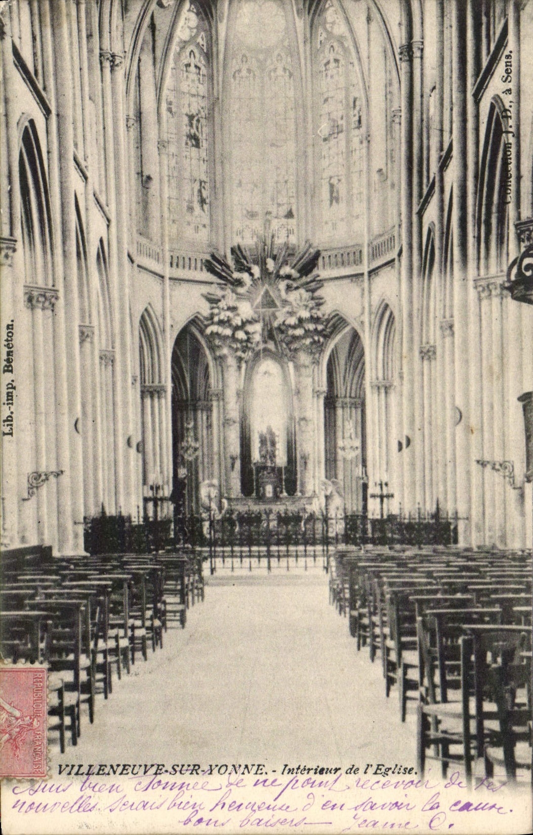 CPA Villeneuve Sur Yonne Interieur de L'Eglise