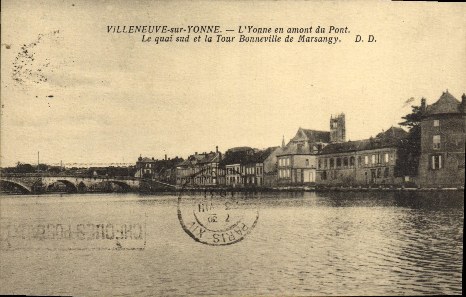 CPA Villeneuve Sur Yonne L'Yonne En Amont Du Pont Le Quai Sud Et La Tour Bonneville De Marsangy