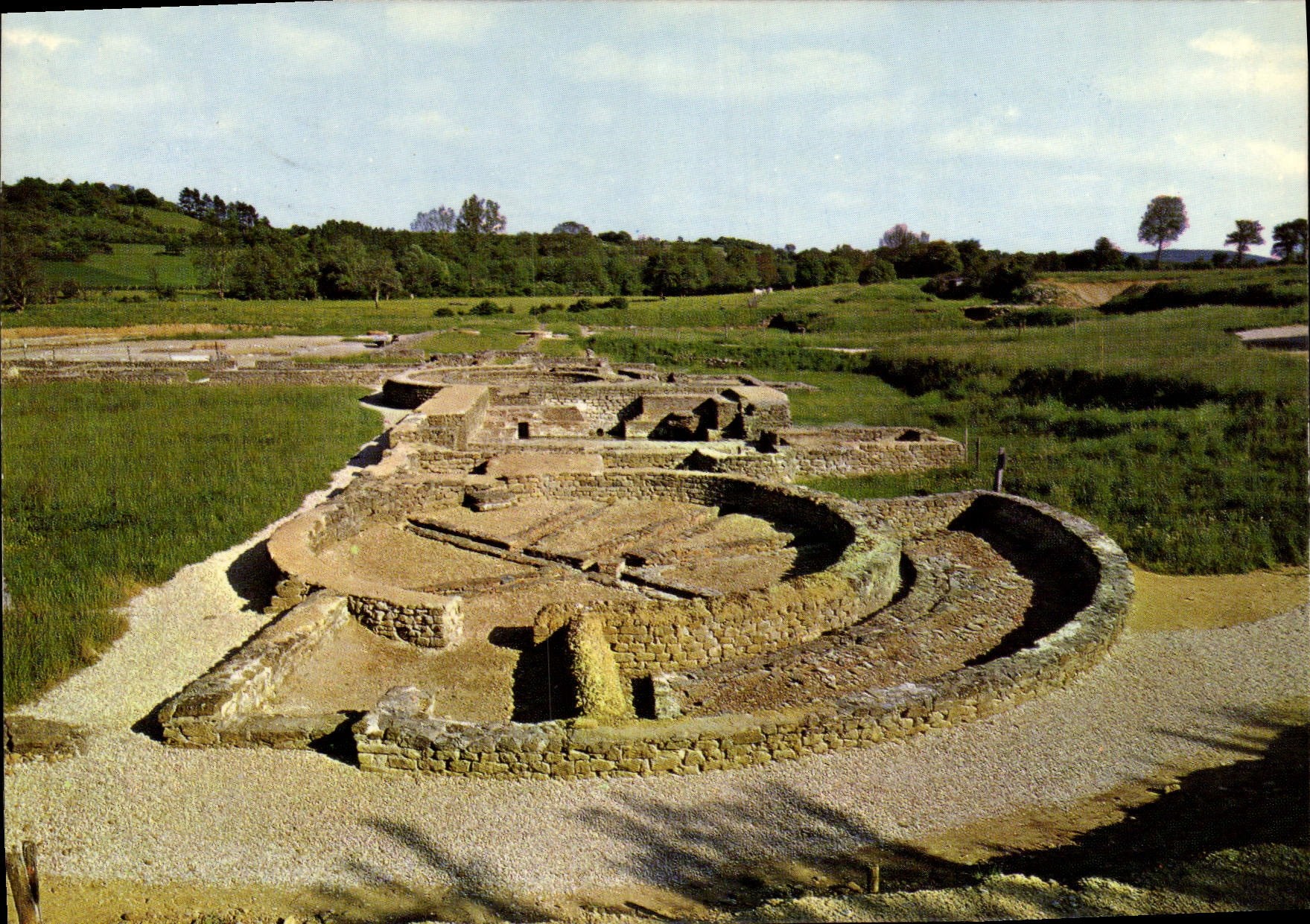 MODERN CARD Tourist Morvan St Father Under Vezelay the fountain salee Ruins of the Roman thermal baths exhumees since 1934