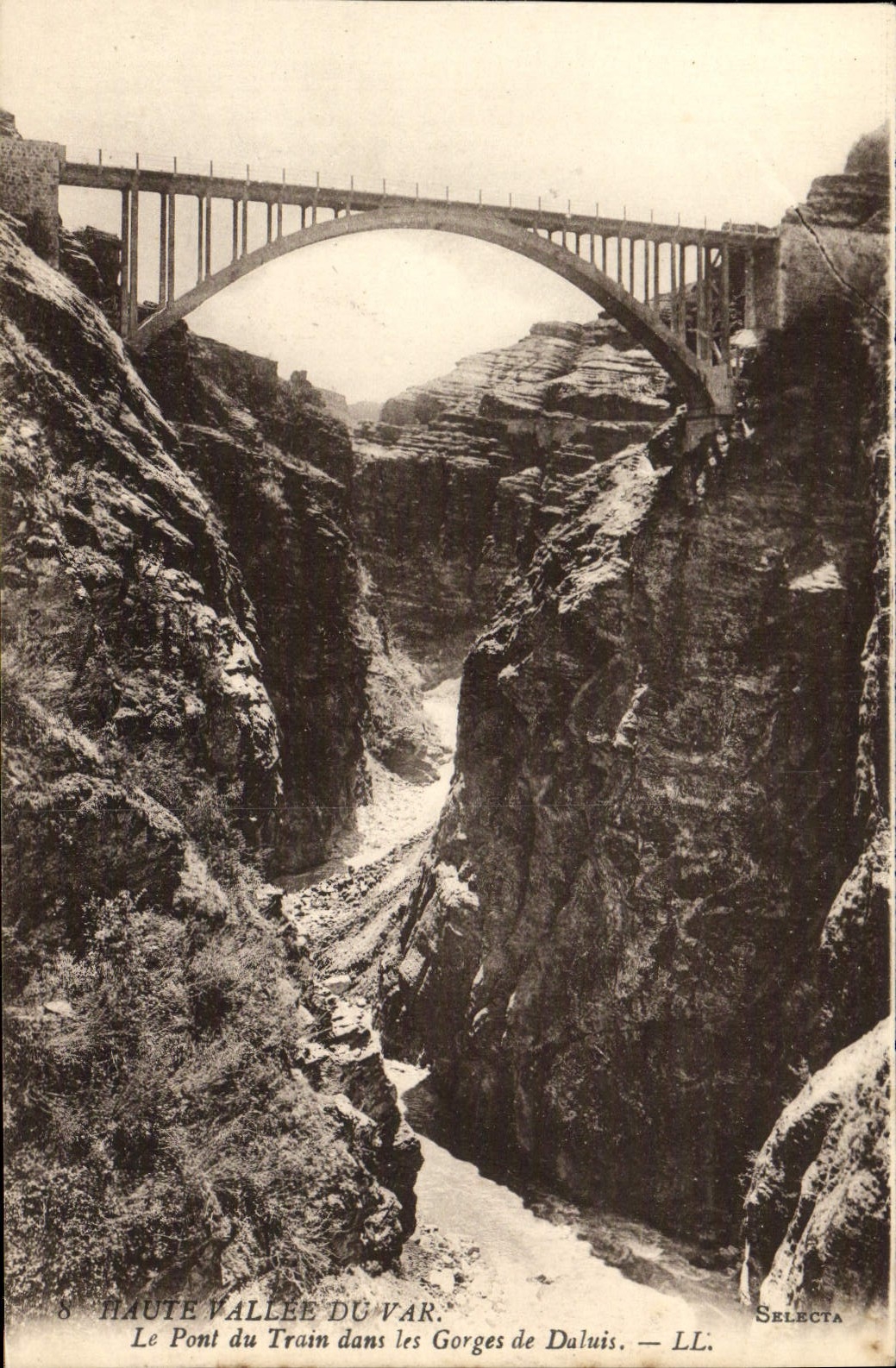 CPA Haute Vallee De Var Le Pont Du Train Dans Les Gorges De Daluis