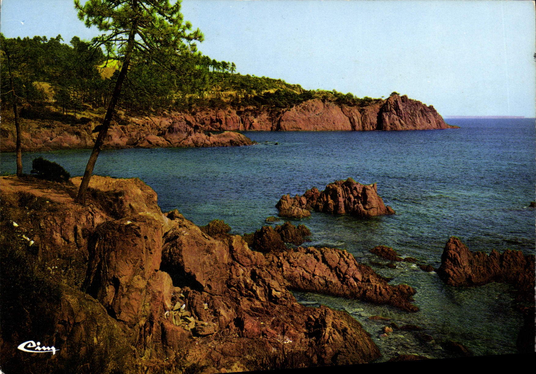 MODERN CARD Esterel the Gold Red Rocks Cornice