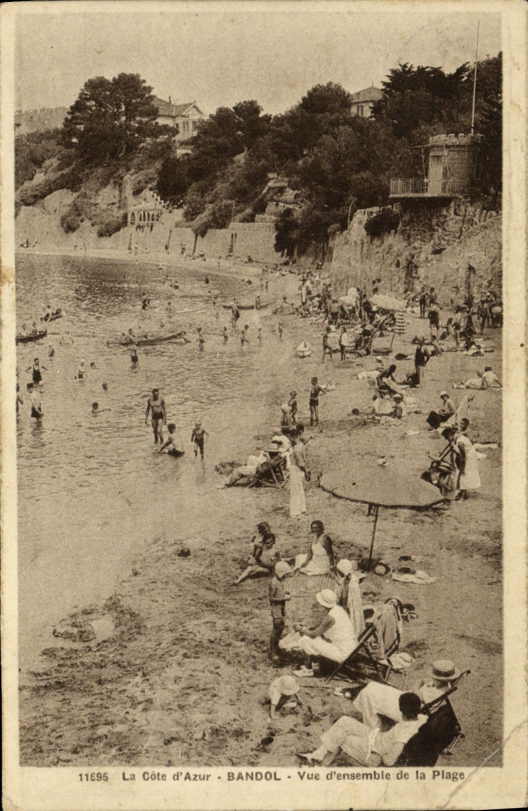 VINTAGE POSTCARD the Dimension of Bandol Azure Overall picture Of the Beach