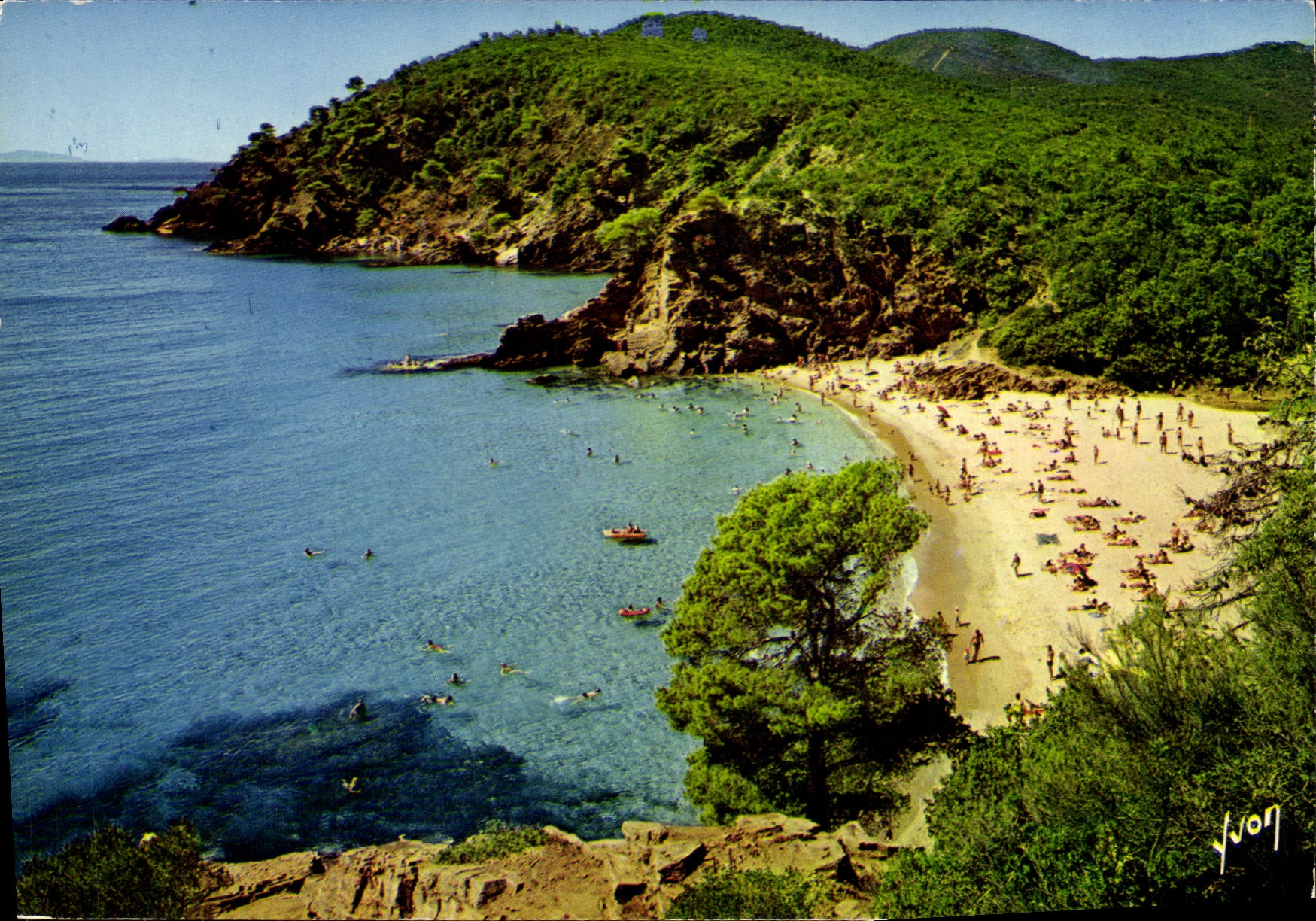 CPM Couleurs Et Lumiere De France Cavalaire Plage De Bon Porto