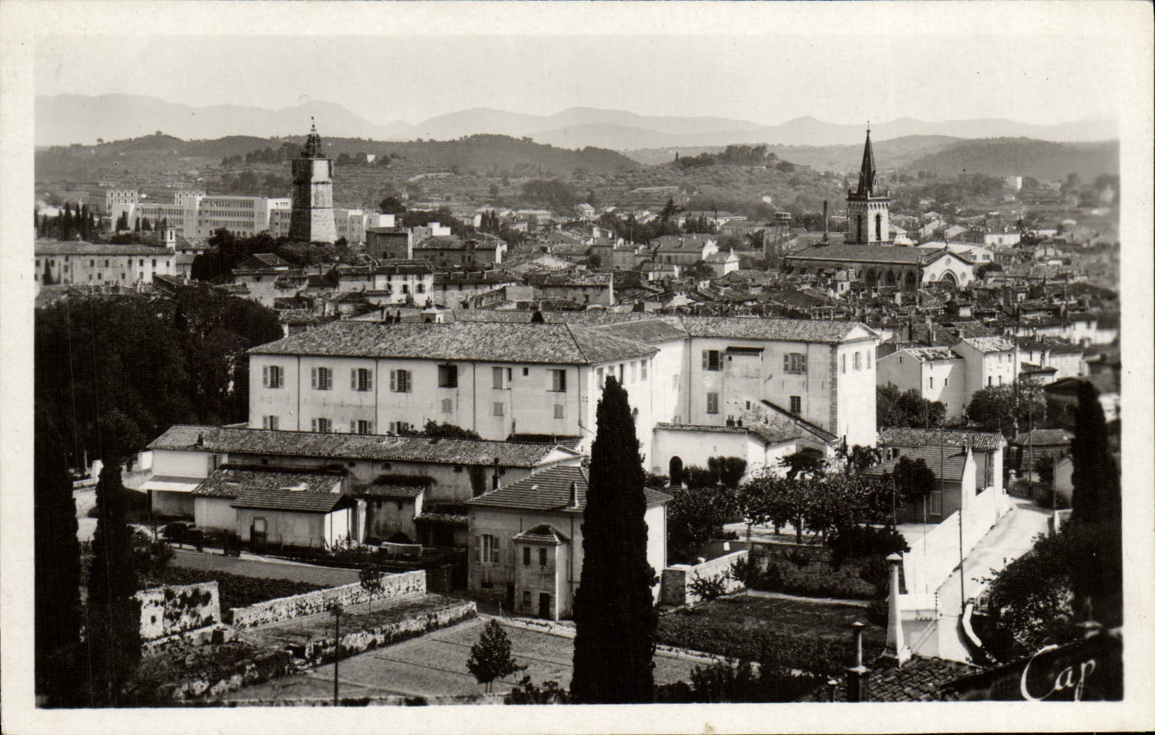 CPA Draguignan Vue Vers l'Hopital Et La Ville
