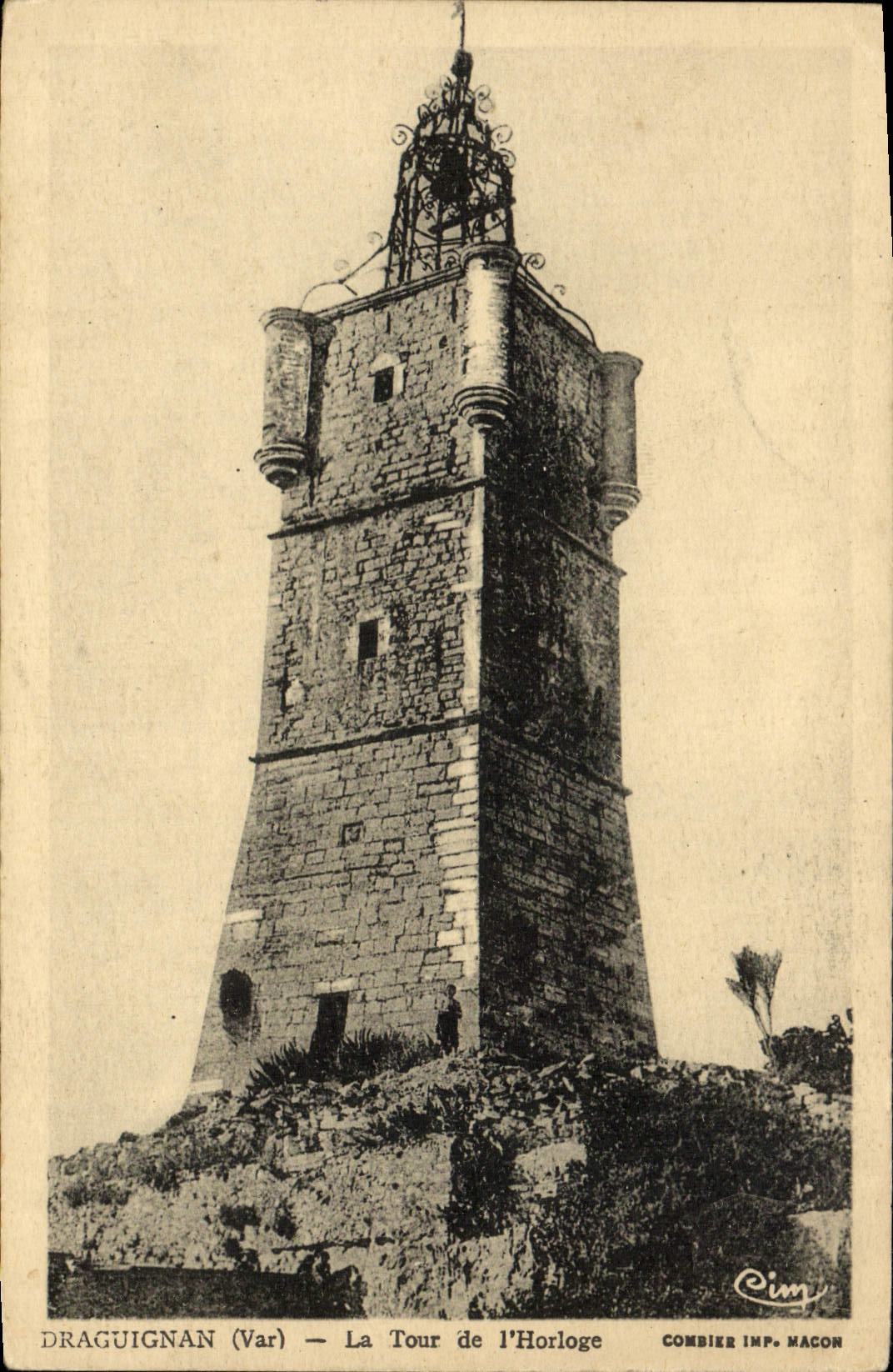 VINTAGE POSTCARD Draguinan the Tower Of the Clock