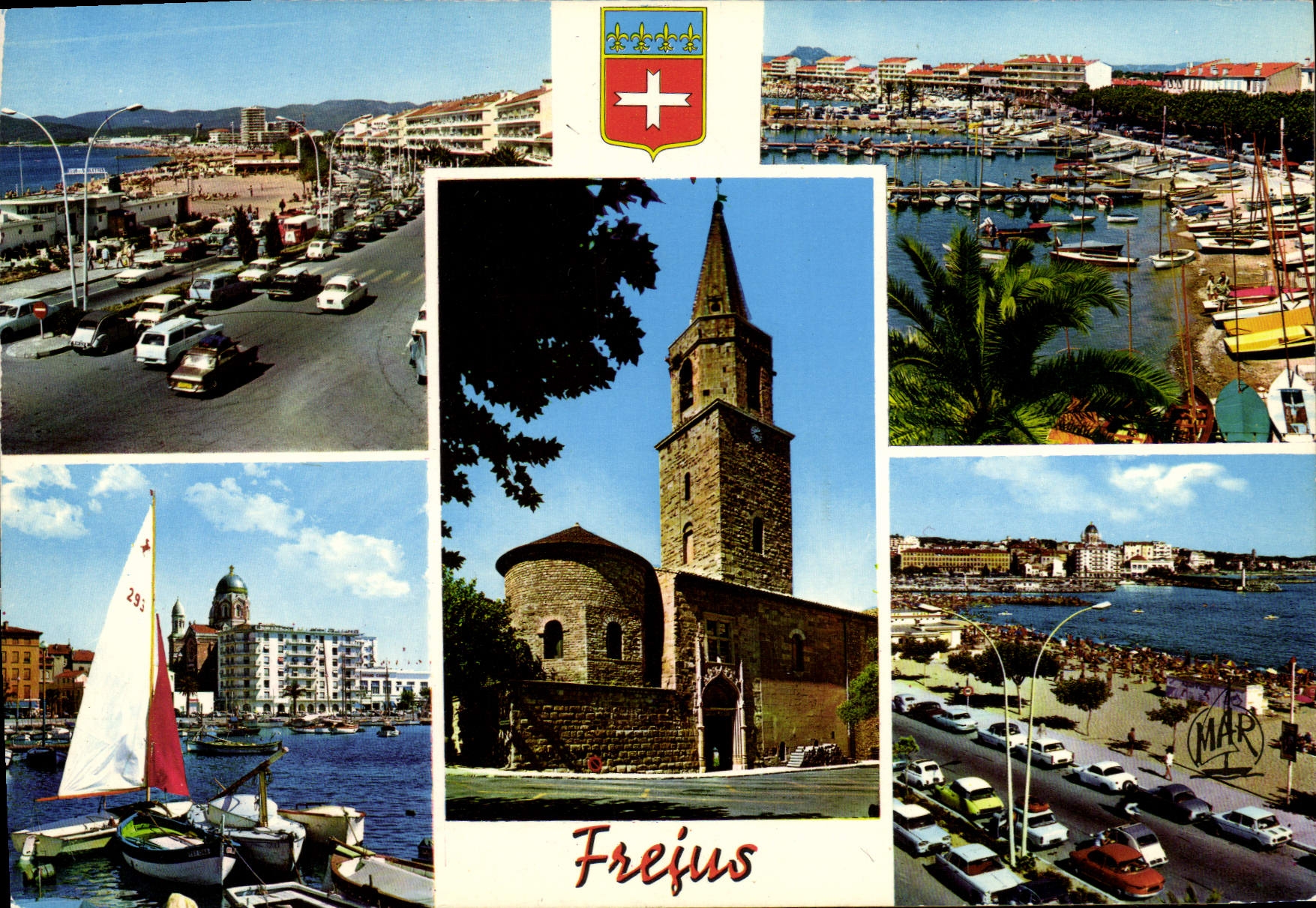 CPA La Cote d'Azur Frejus Le Boulevard De La liberation Port St Rapahel Cathedrale