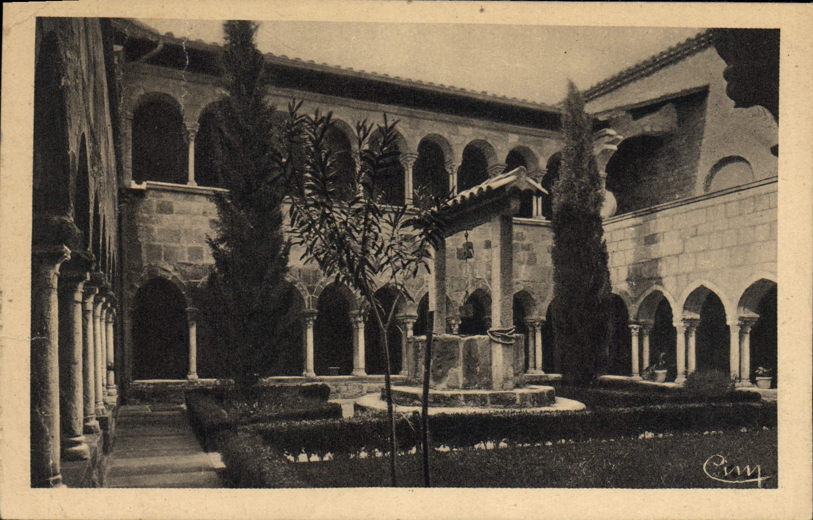 CPA Frejus Le Cloitre