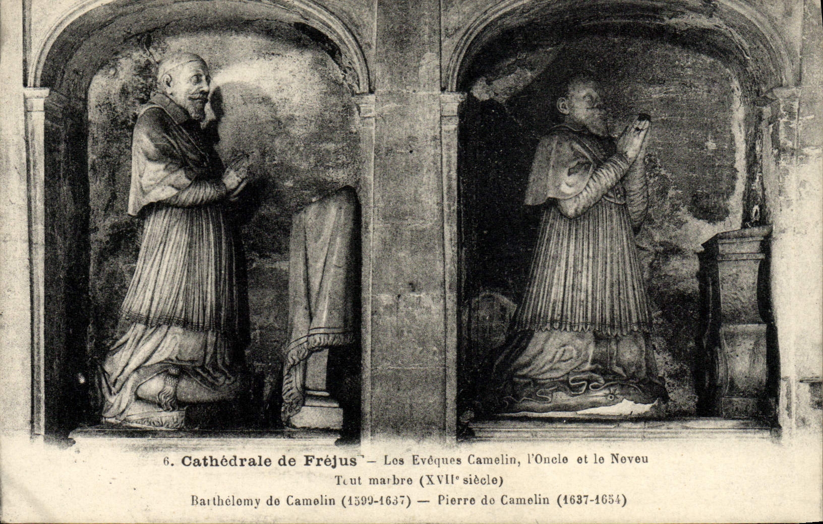 CPA Frejus Les Eveques Camelin l'Oncle et le neveu Barthelemy de Camelin Pierre de Camelin