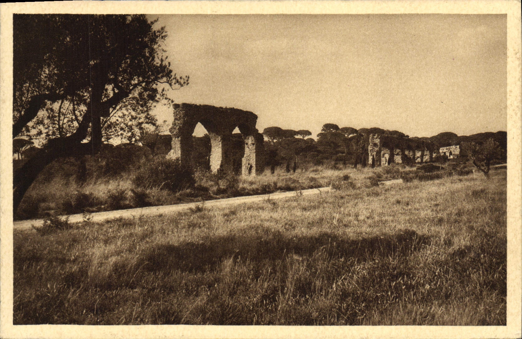 CPA Frejus Aqueduc Romain