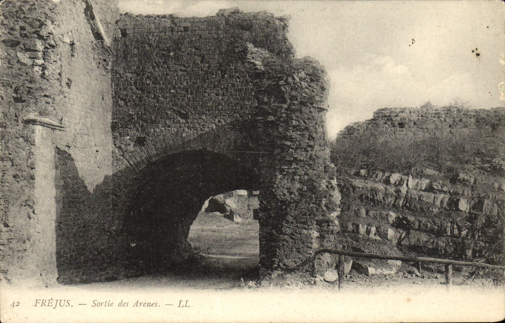 VINTAGE POSTCARD Frejus Left Arena