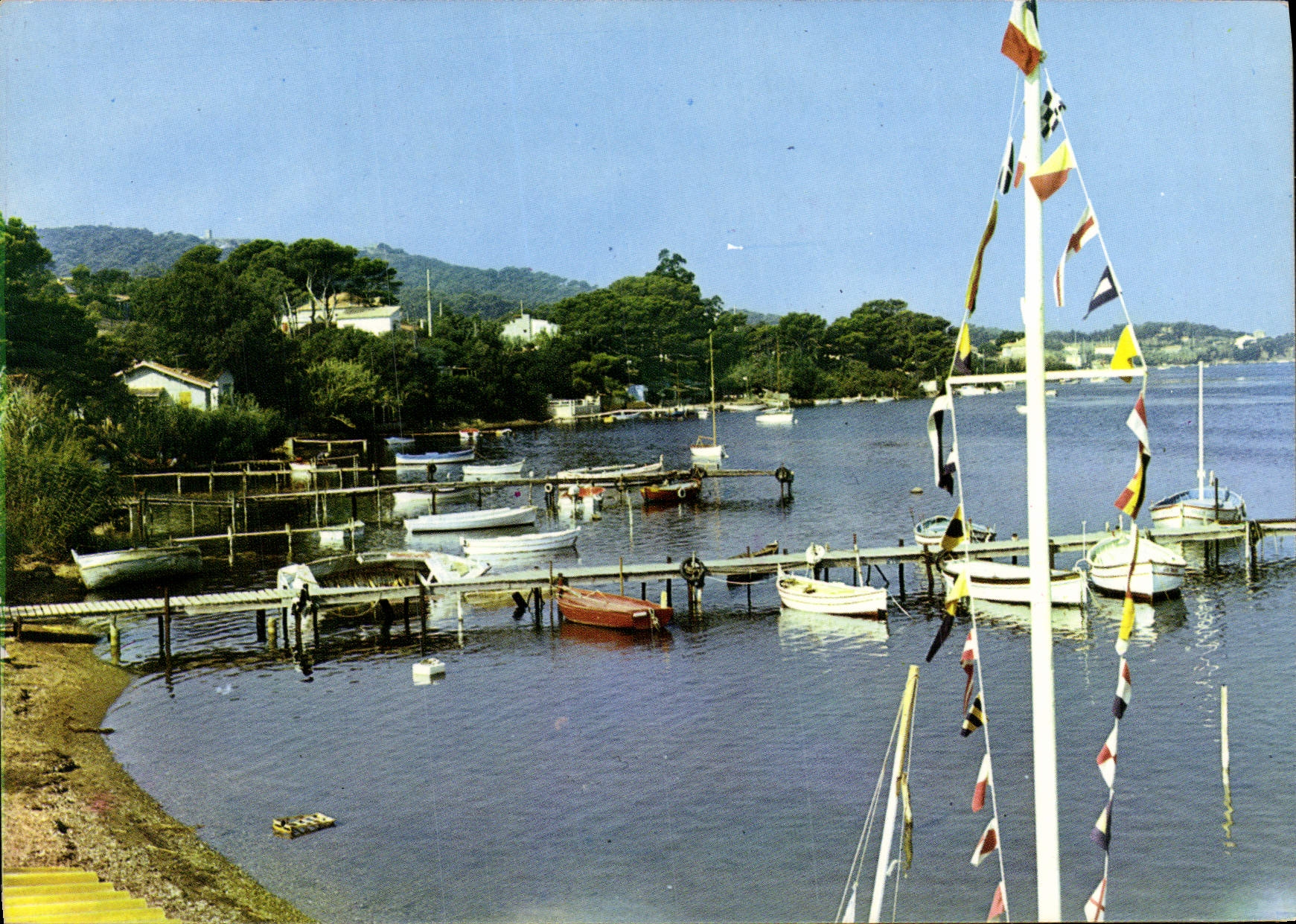 MODERN CARD Giens Peninsula De Giens the Madrague