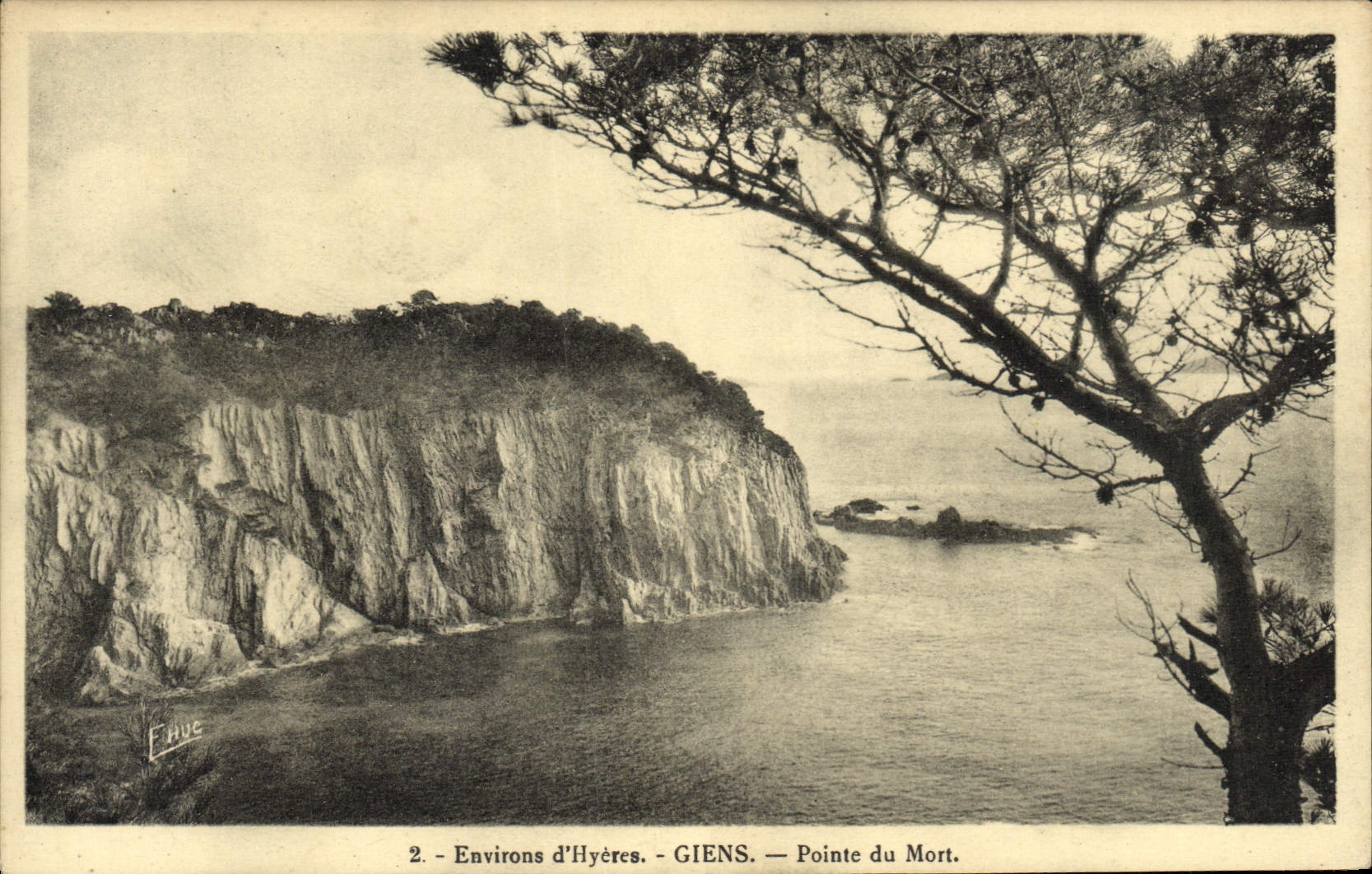 VINTAGE POSTCARD Environs of Hyeres Giens Points Death