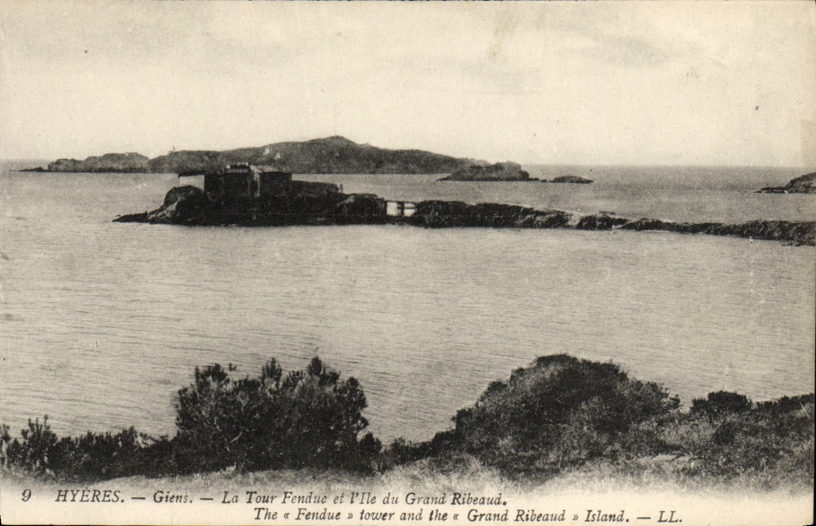 VINTAGE POSTCARD Hyeres Giens the Fenduc tower and I' Ile of Large Ribeaud