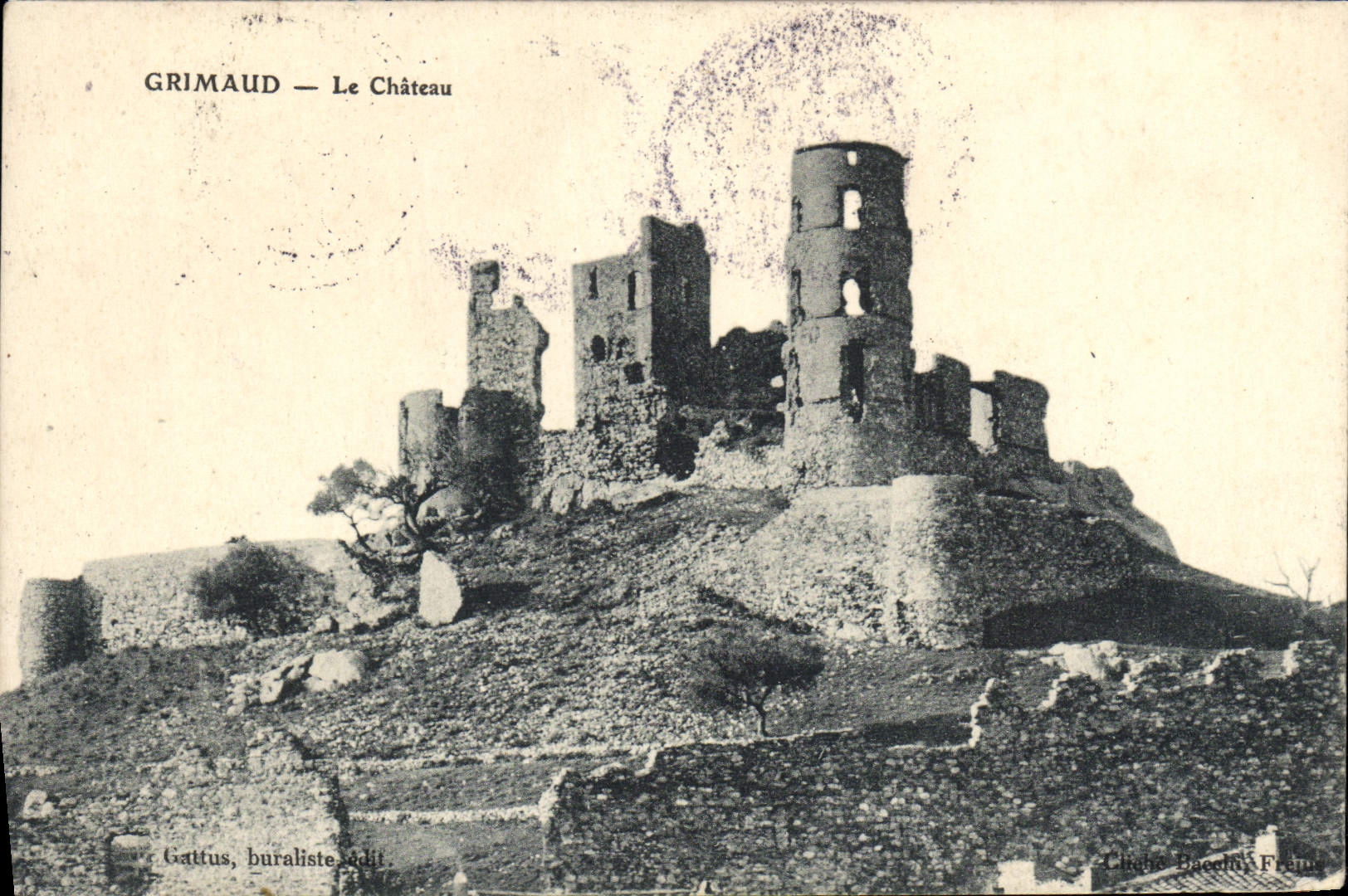 VINTAGE POSTCARD Grimaud the Castle