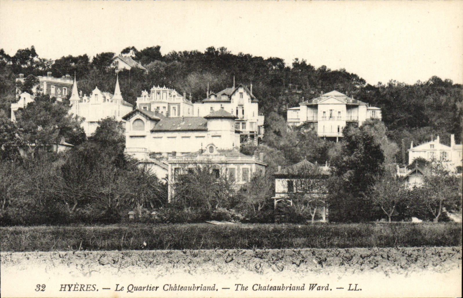 POSTAL Hyeres de la VENDIMIA el districto Chateaubriant