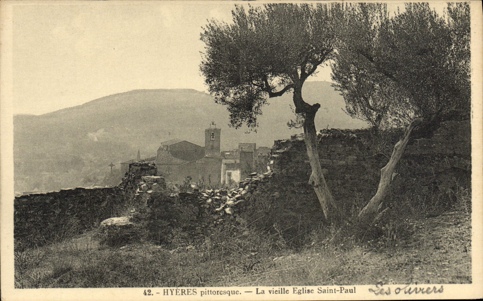 POSTAL Hyeres pintoresco de la VENDIMIA la iglesia vieja de San Pablo