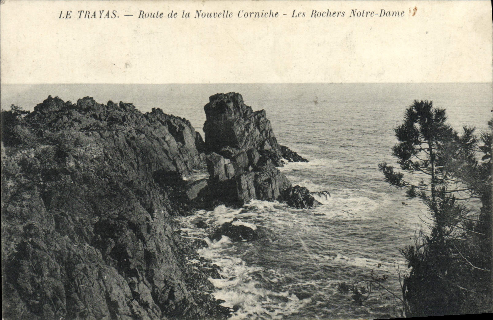 CPA Le Trayas Route de la Nouvelle corniche Les rochers Notre Dame