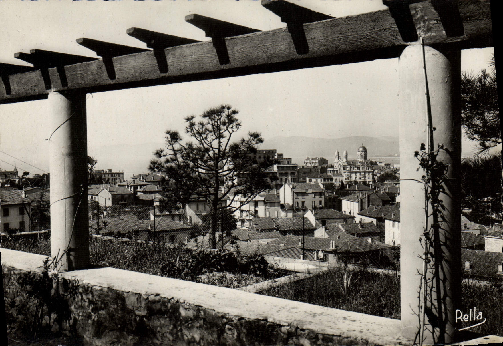 MODERN CARD St Raphael the pergola