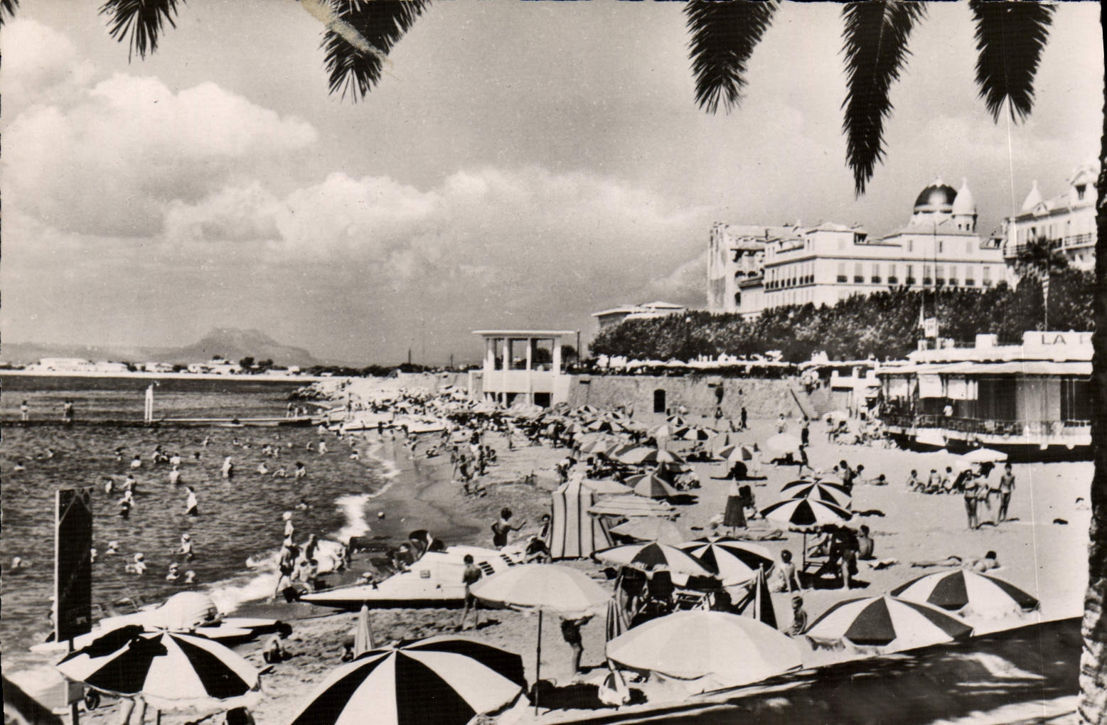 CPM Saint Raphael La Plage