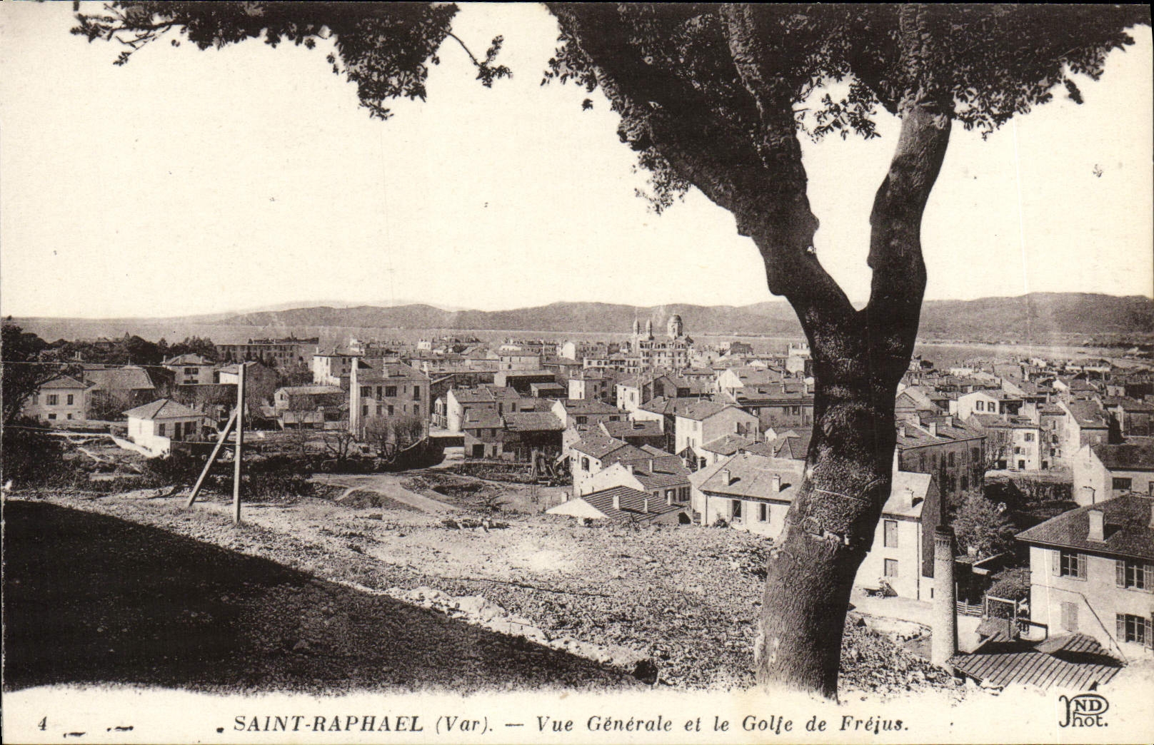 CPA Saint Raphael Vue Generale et le Golfe de Frejus