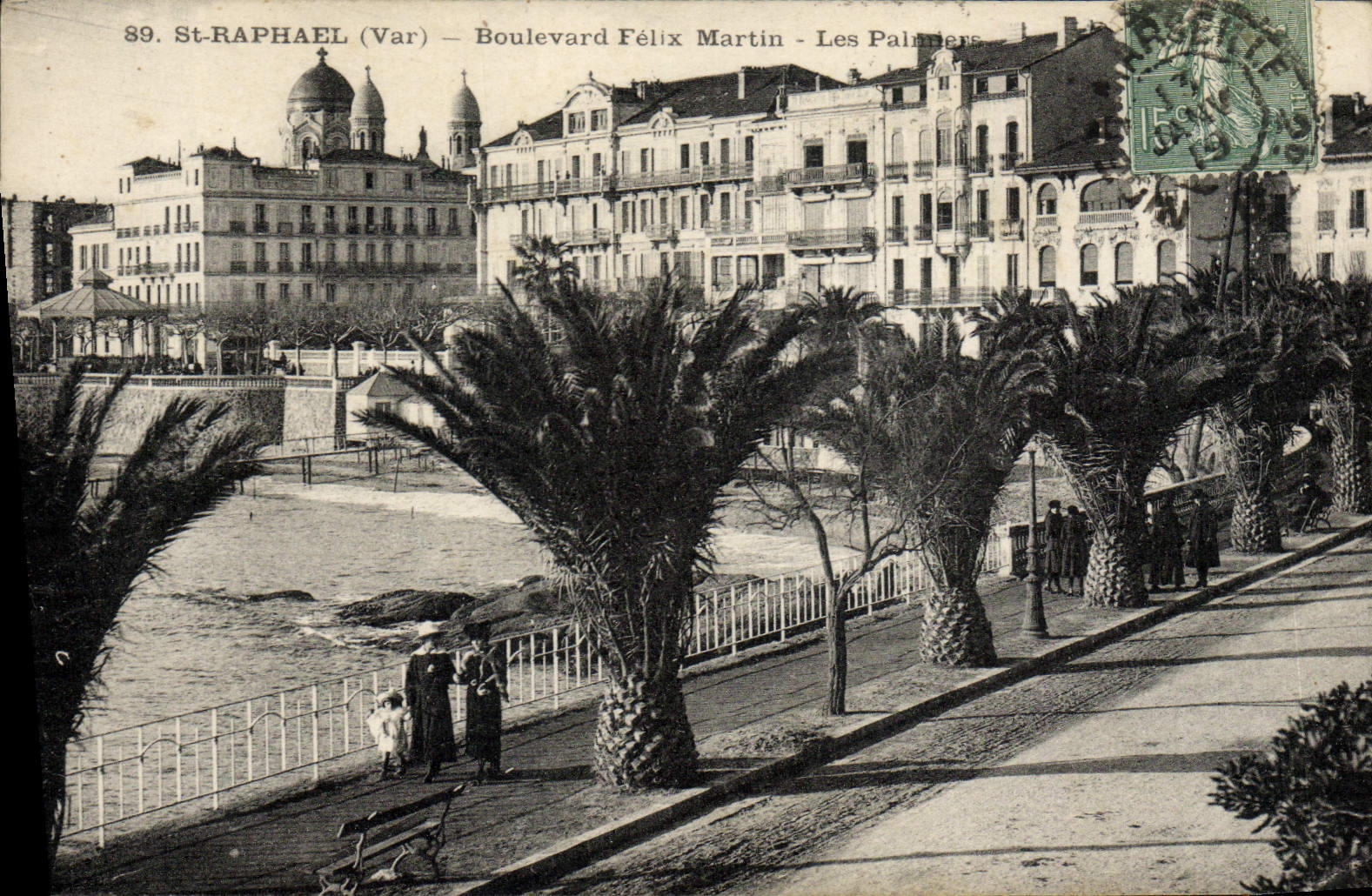CPA St Raphael Boulevard Felix Martin les palmiers
