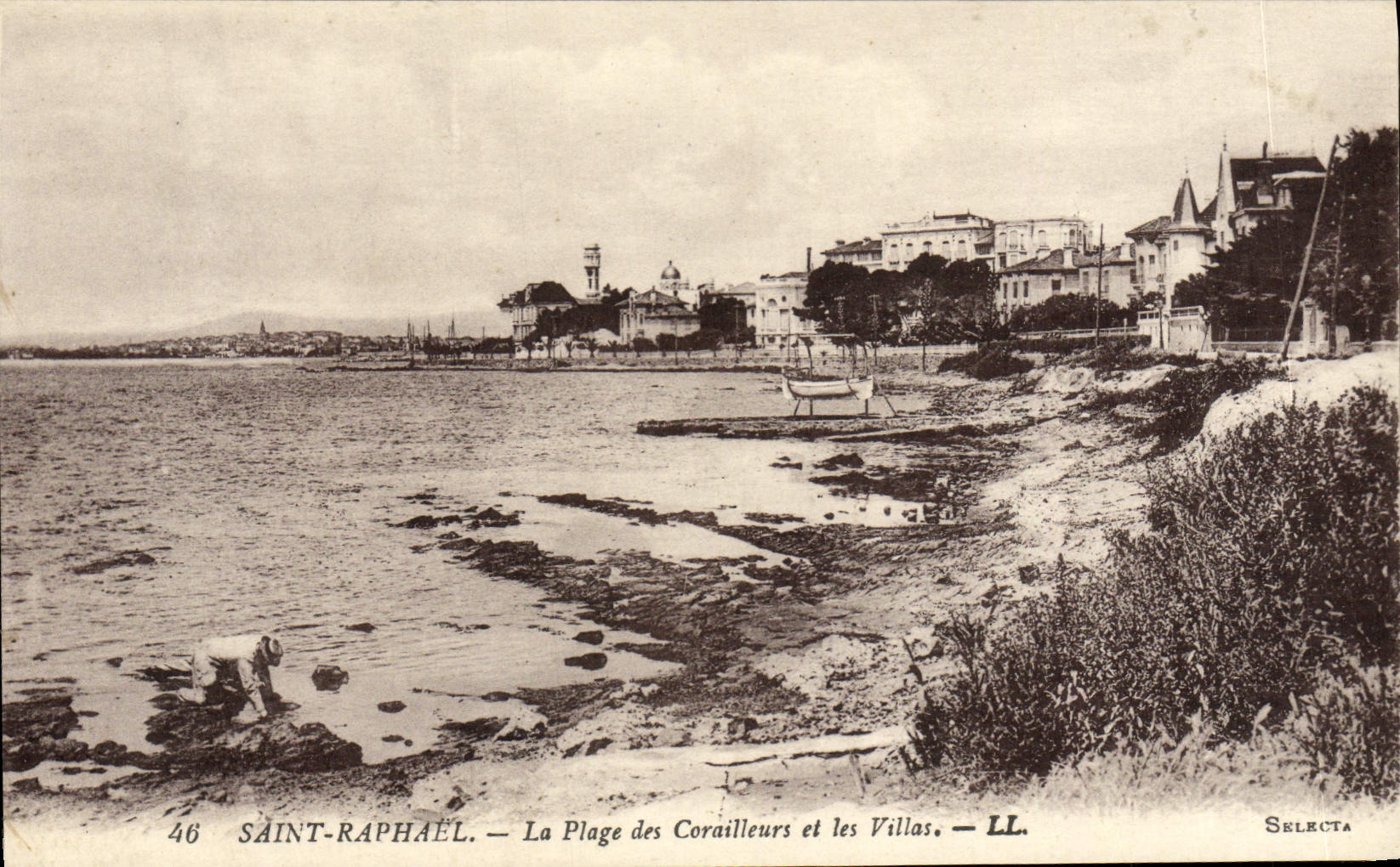 CPA Saint Raphael Le Plage des Corailleurs et les Villas