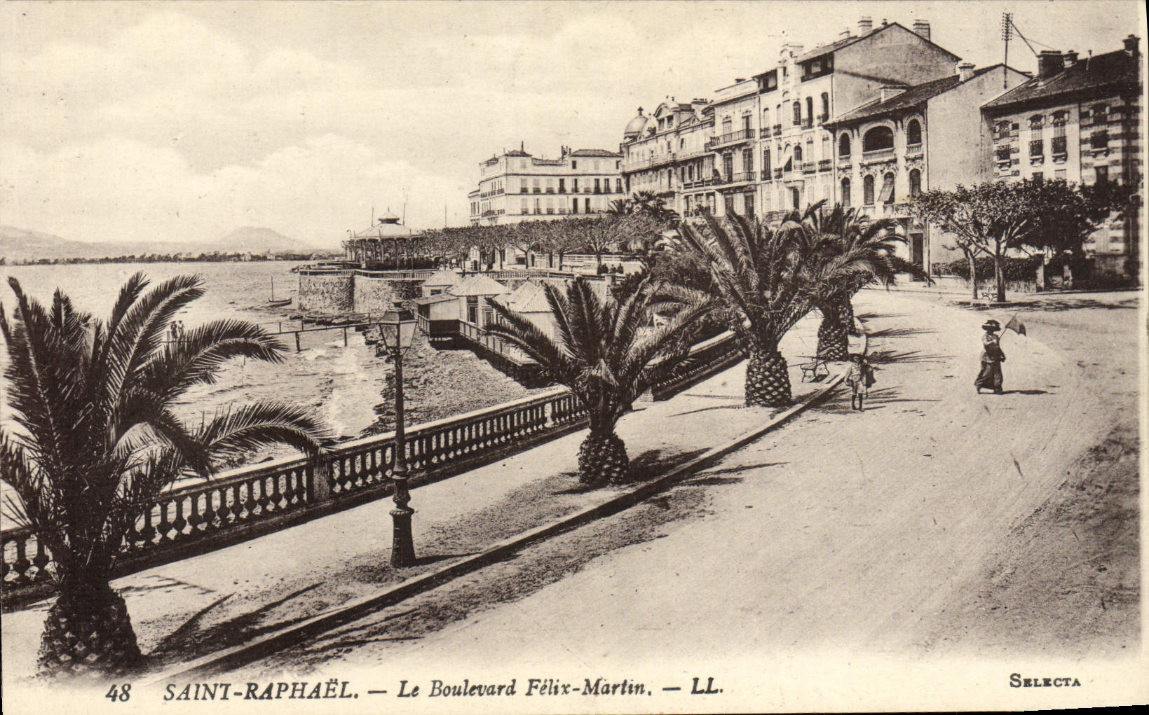 CPA Saint Raphael Le Boulevard Felix Martin