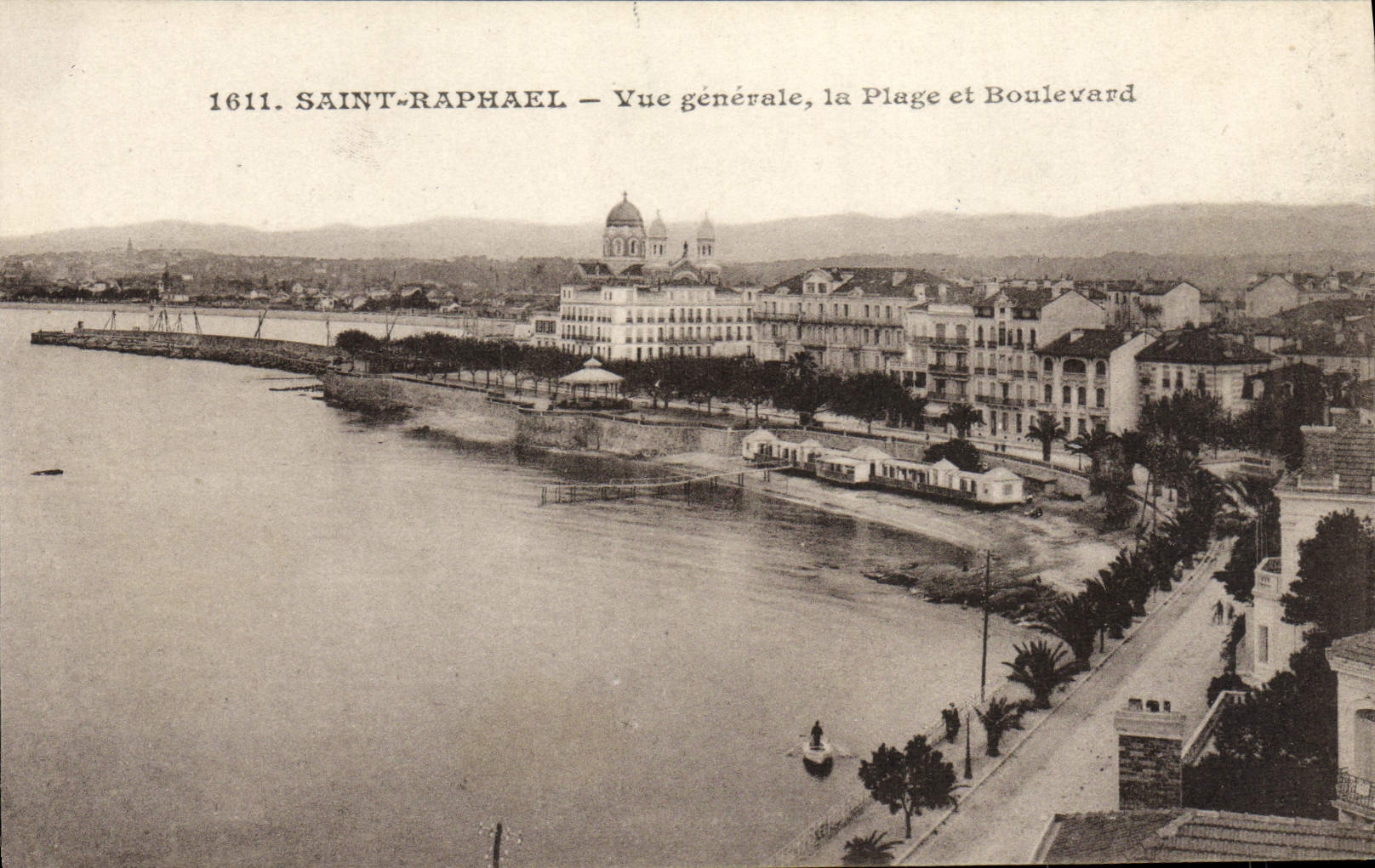 VINTAGE POSTCARD Holy Raphael View the Beach and Boulevard