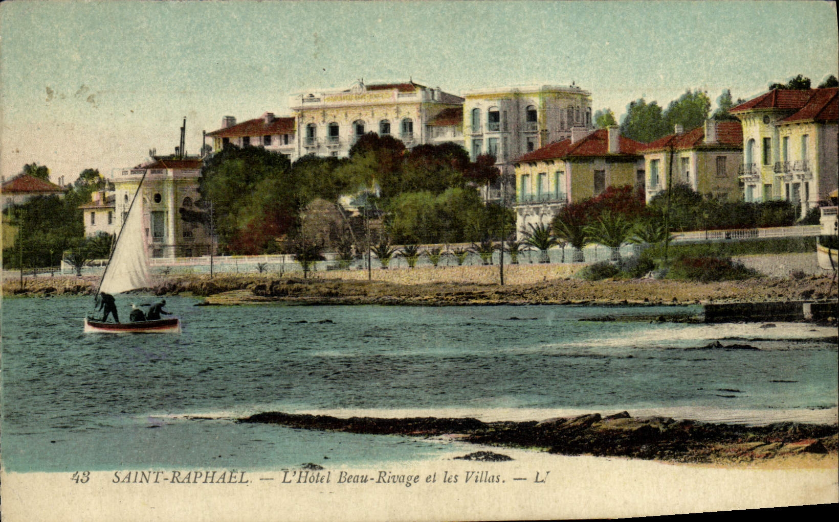 CPA Saint Raphael L'Hotel Beau Rivage et les Villas